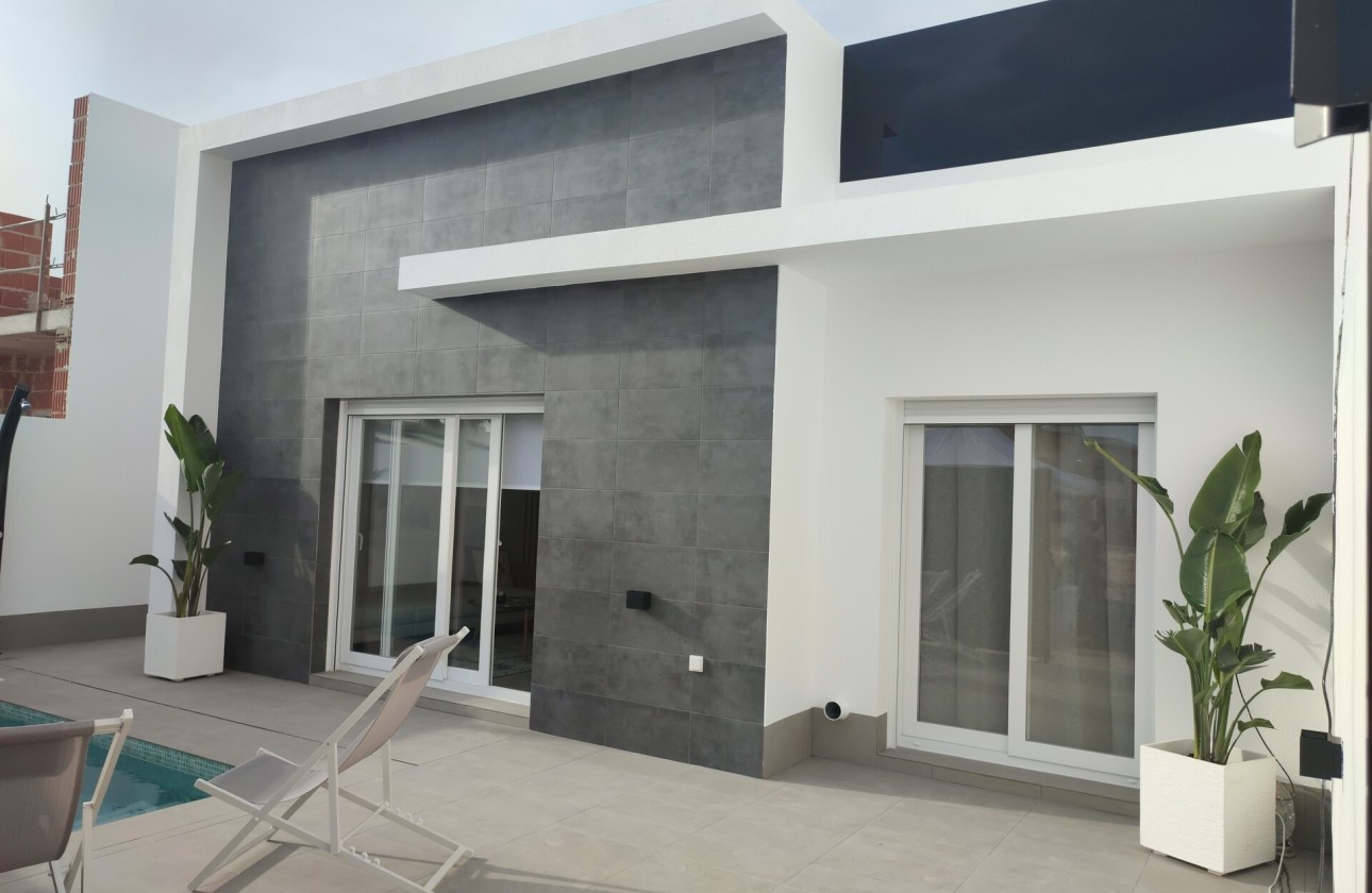 Obra Nueva - Chalet Independiente -
Balsicas
