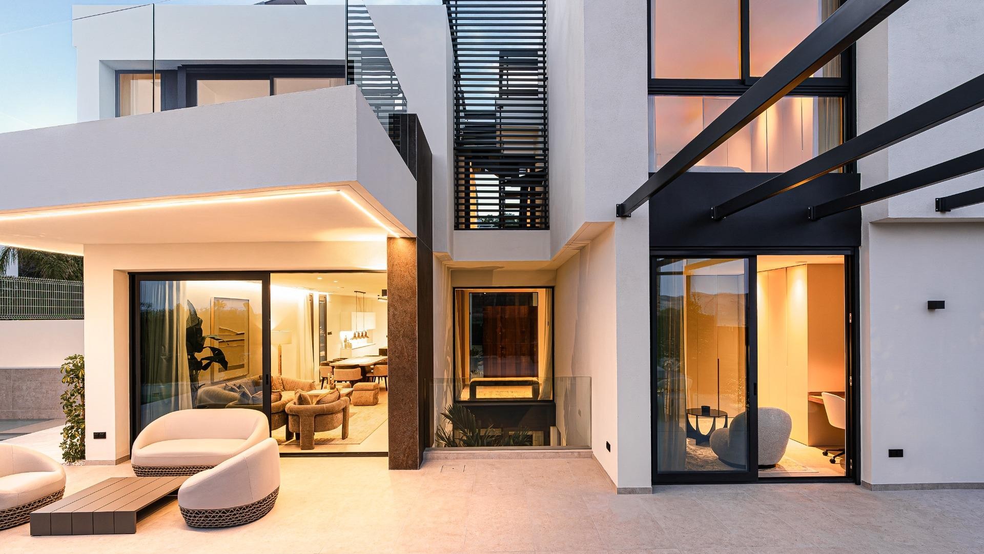 Obra Nueva - Chalet Independiente -
Benidorm - Pueblo Levante