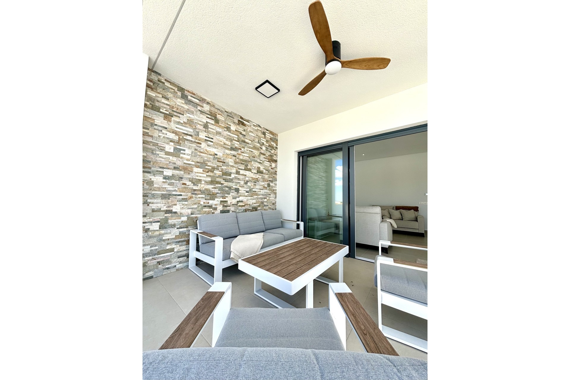 Obra Nueva - Chalet Independiente -
Benijofar
