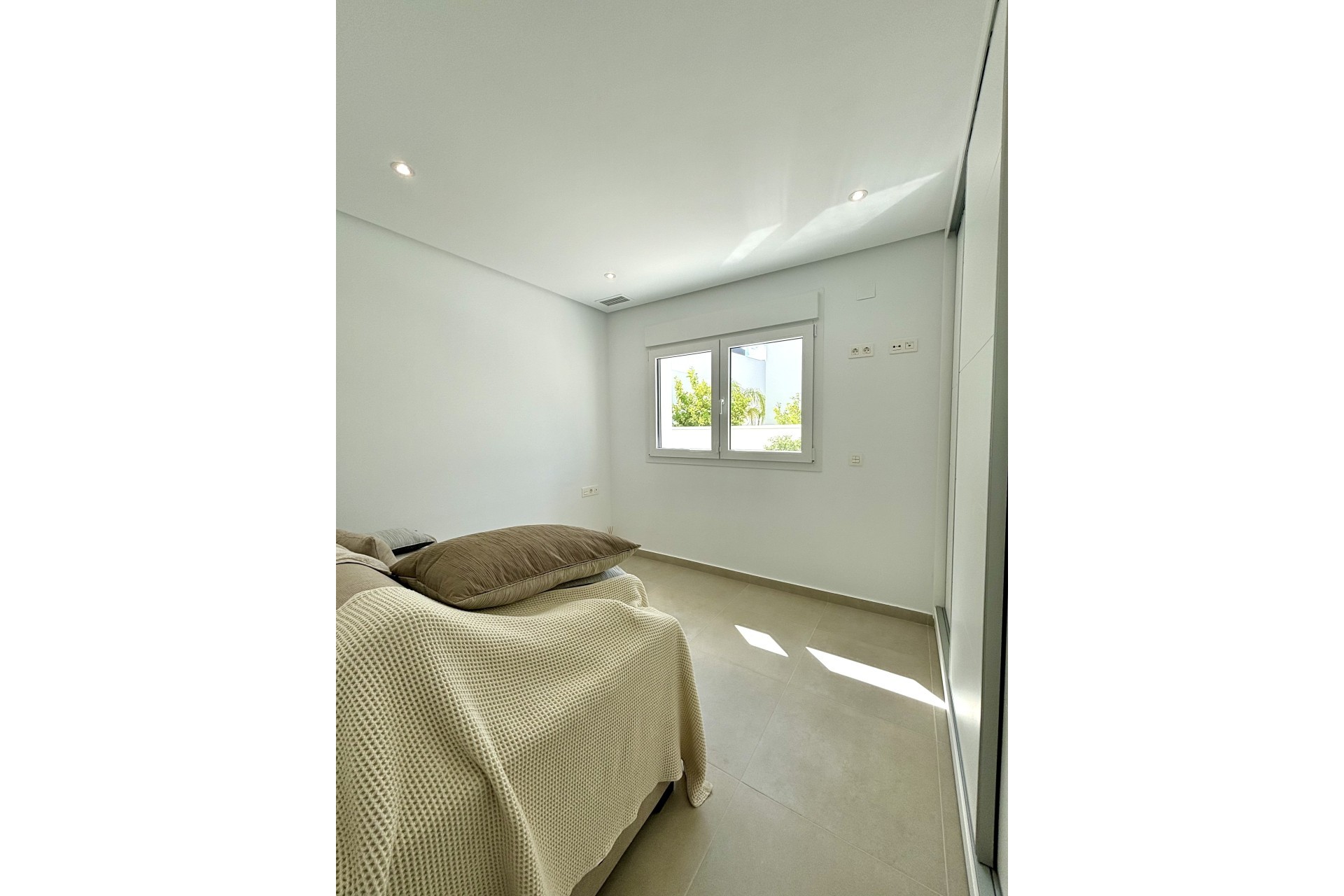 Obra Nueva - Chalet Independiente -
Benijofar