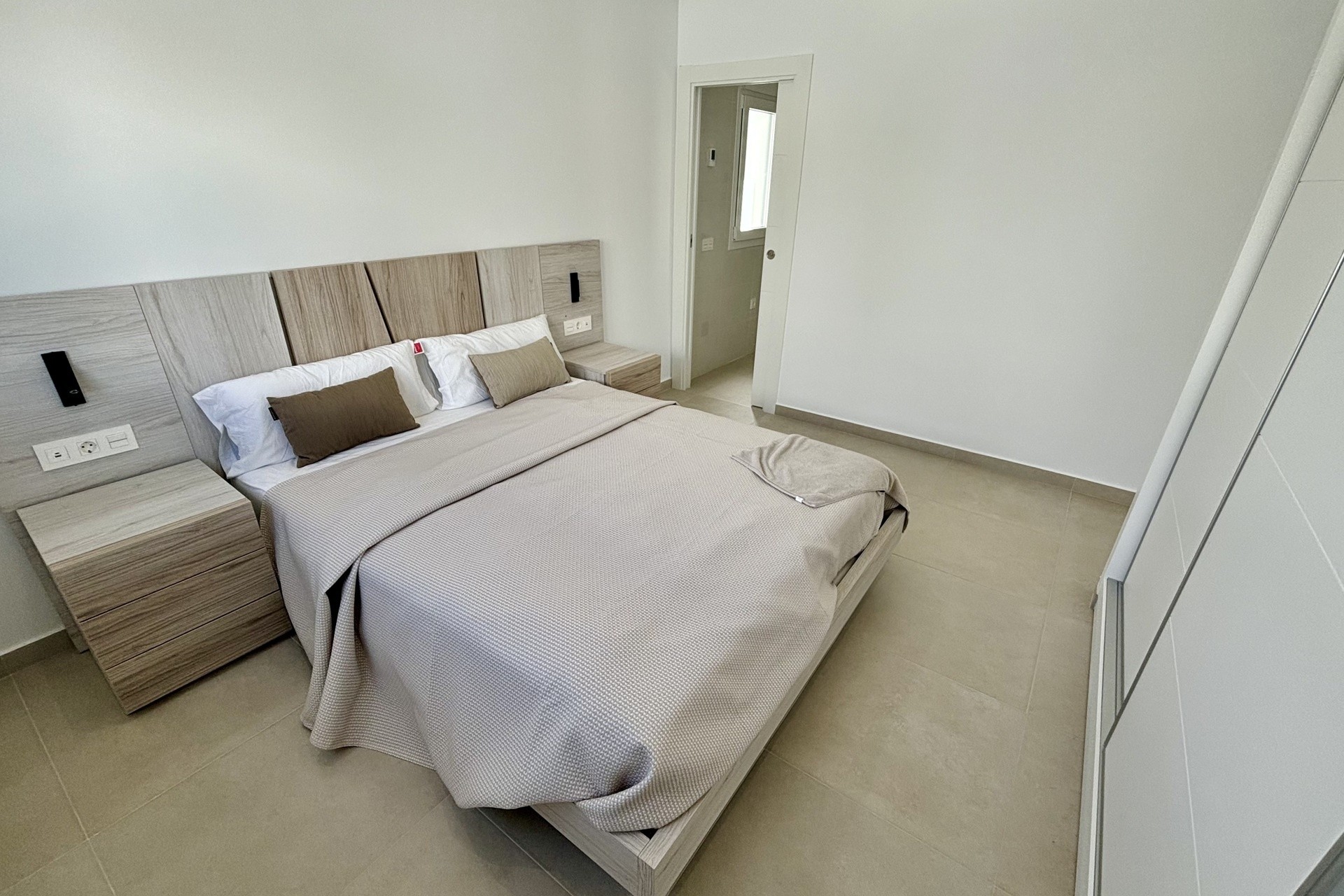 Obra Nueva - Chalet Independiente -
Benijofar