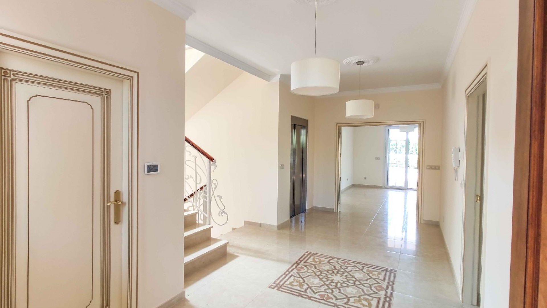 Obra Nueva - Chalet Independiente -
Cabo Roig