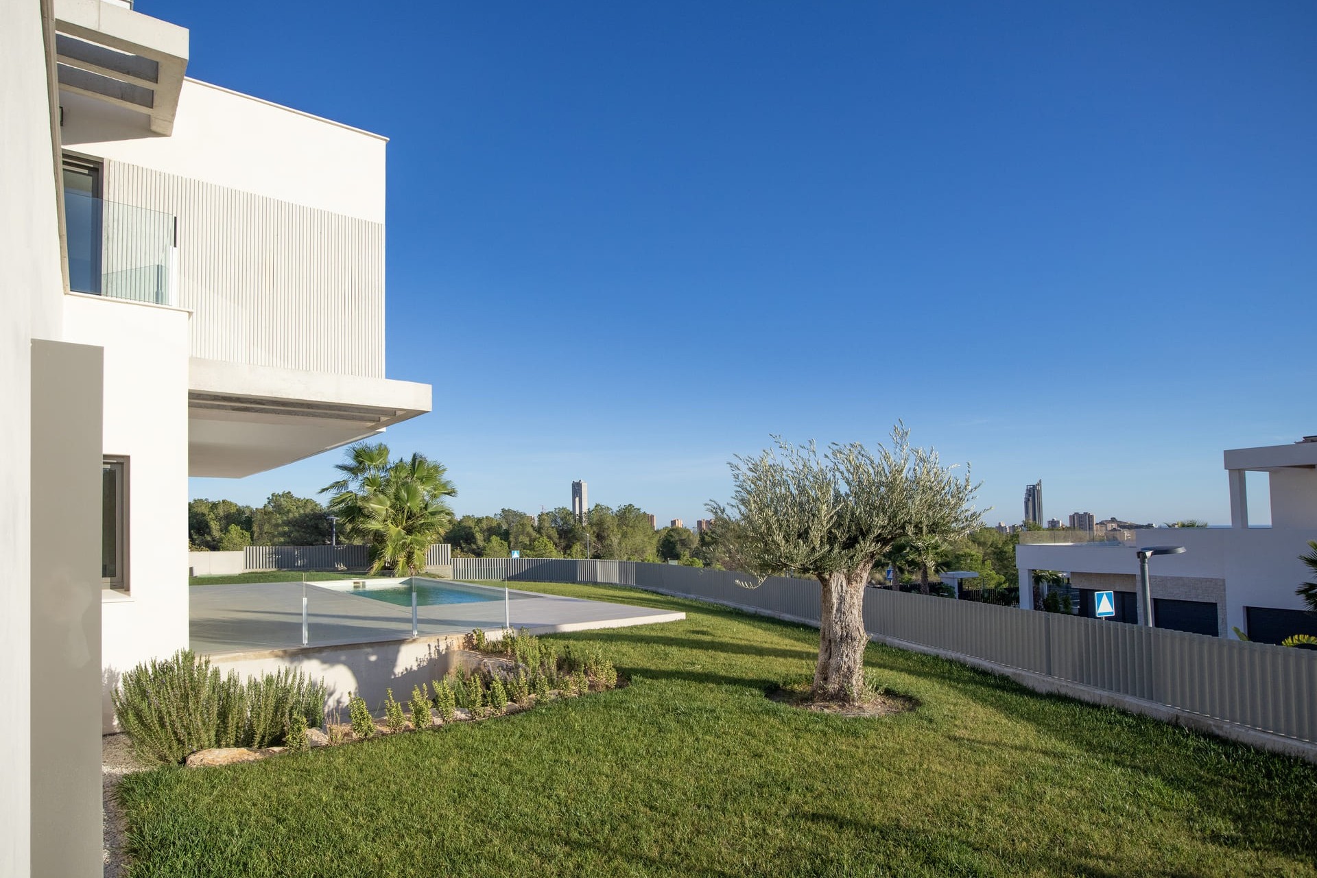 Obra Nueva - Chalet Independiente -
Finestrat