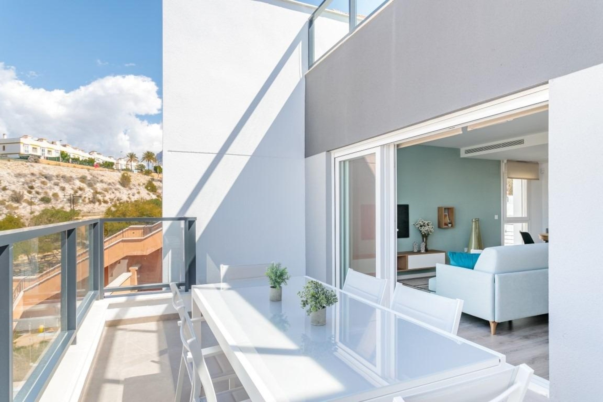 Obra Nueva - Chalet Independiente -
Finestrat