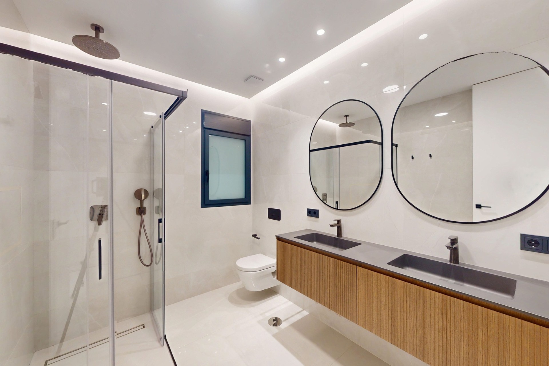 Obra Nueva - Chalet Independiente -
Finestrat