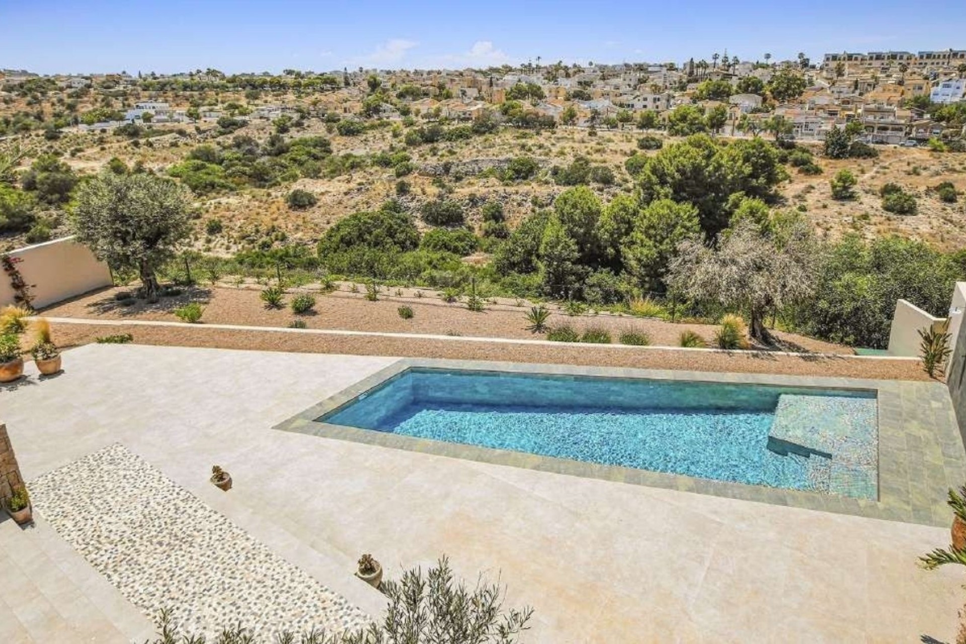 Obra Nueva - Chalet Independiente -
La Marina