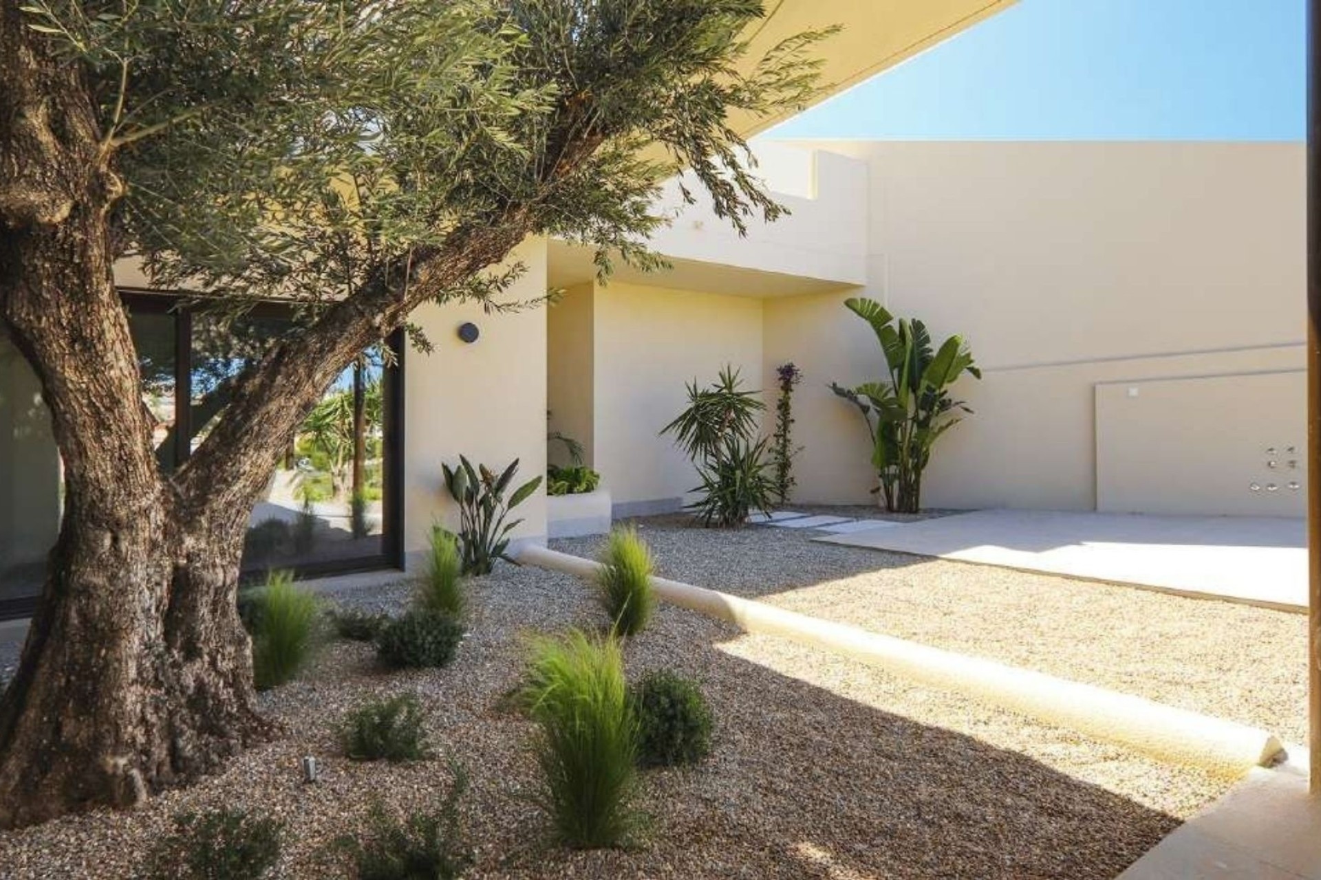 Obra Nueva - Chalet Independiente -
La Marina