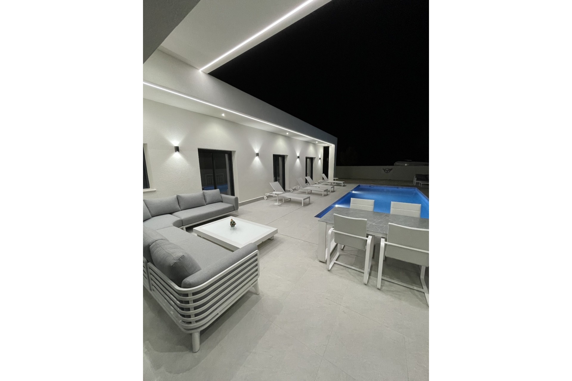 Obra Nueva - Chalet Independiente -
La Romana