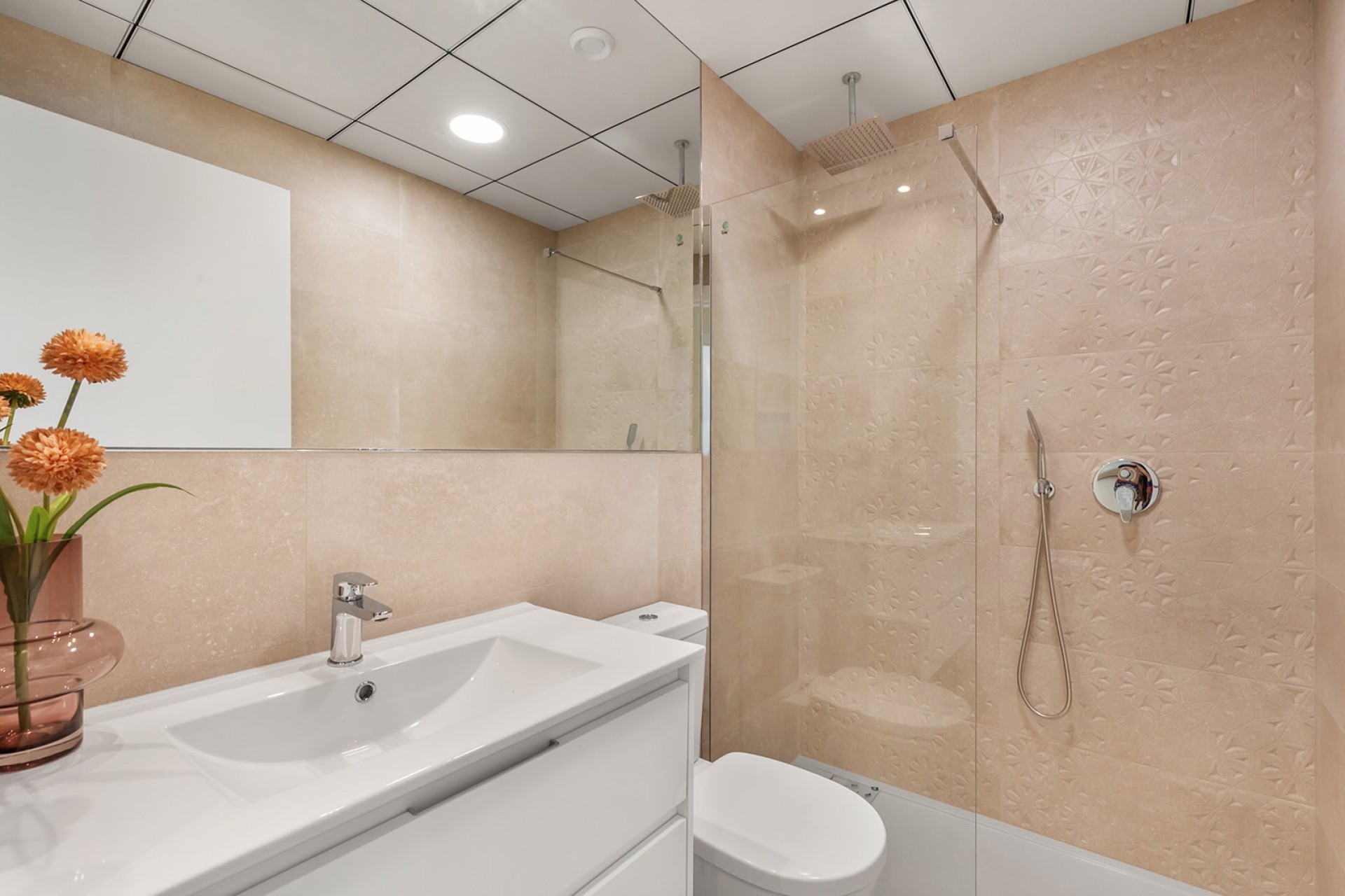 Obra Nueva - Chalet Independiente -
Los Alcazares