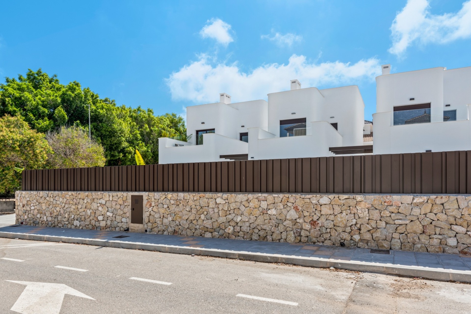 Obra Nueva - Chalet Independiente -
Mil Palmeras