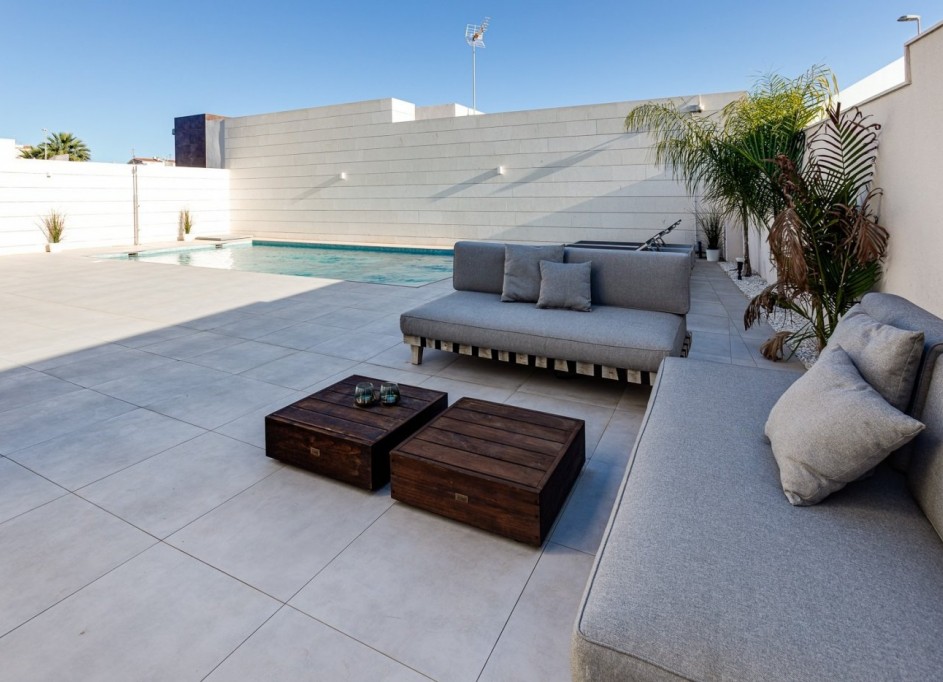 Obra Nueva - Chalet Independiente -
Pilar de la Horadada - pueblo