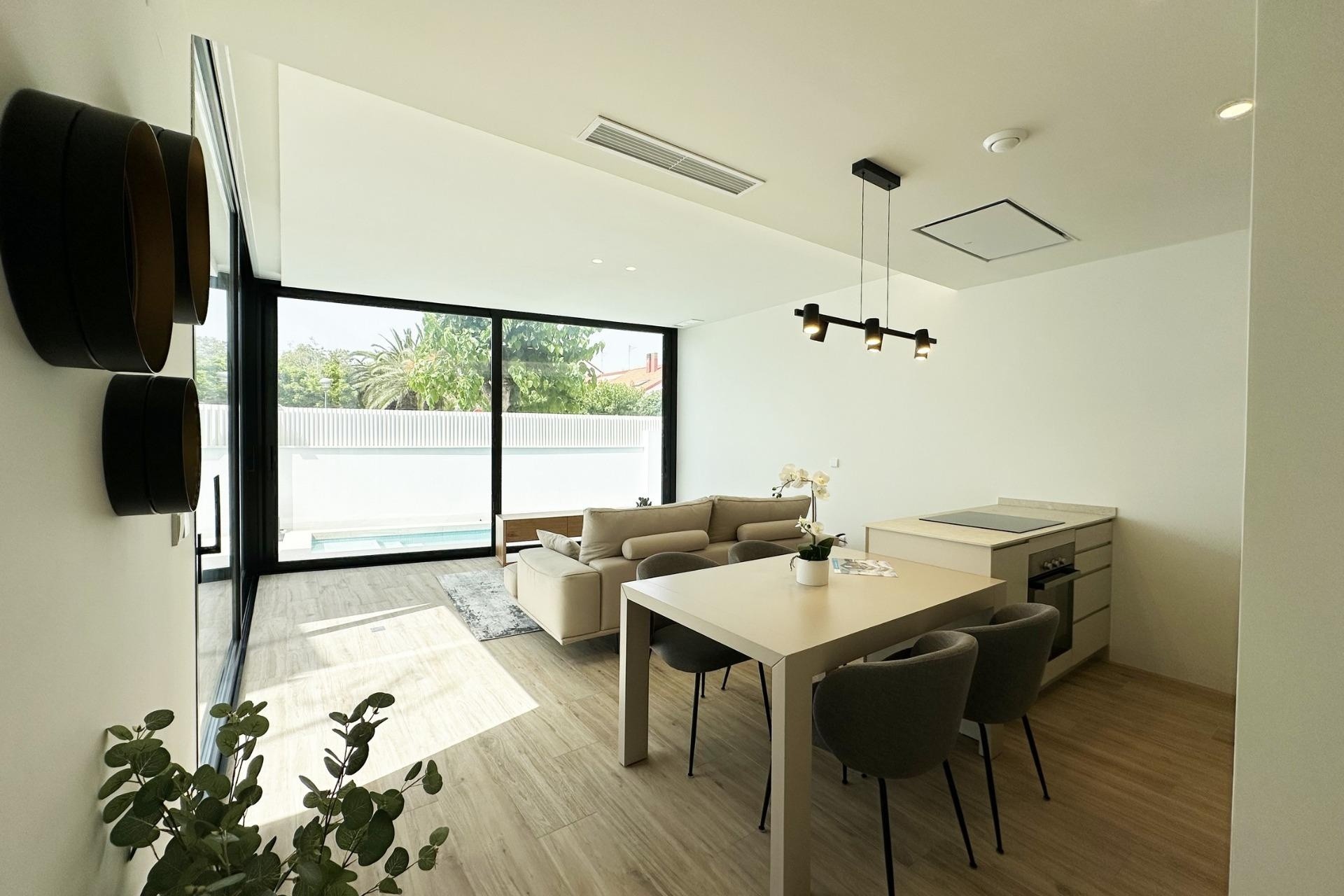 Obra Nueva - Chalet Independiente -
Pilar de la Horadada - Torre de la Horadada
