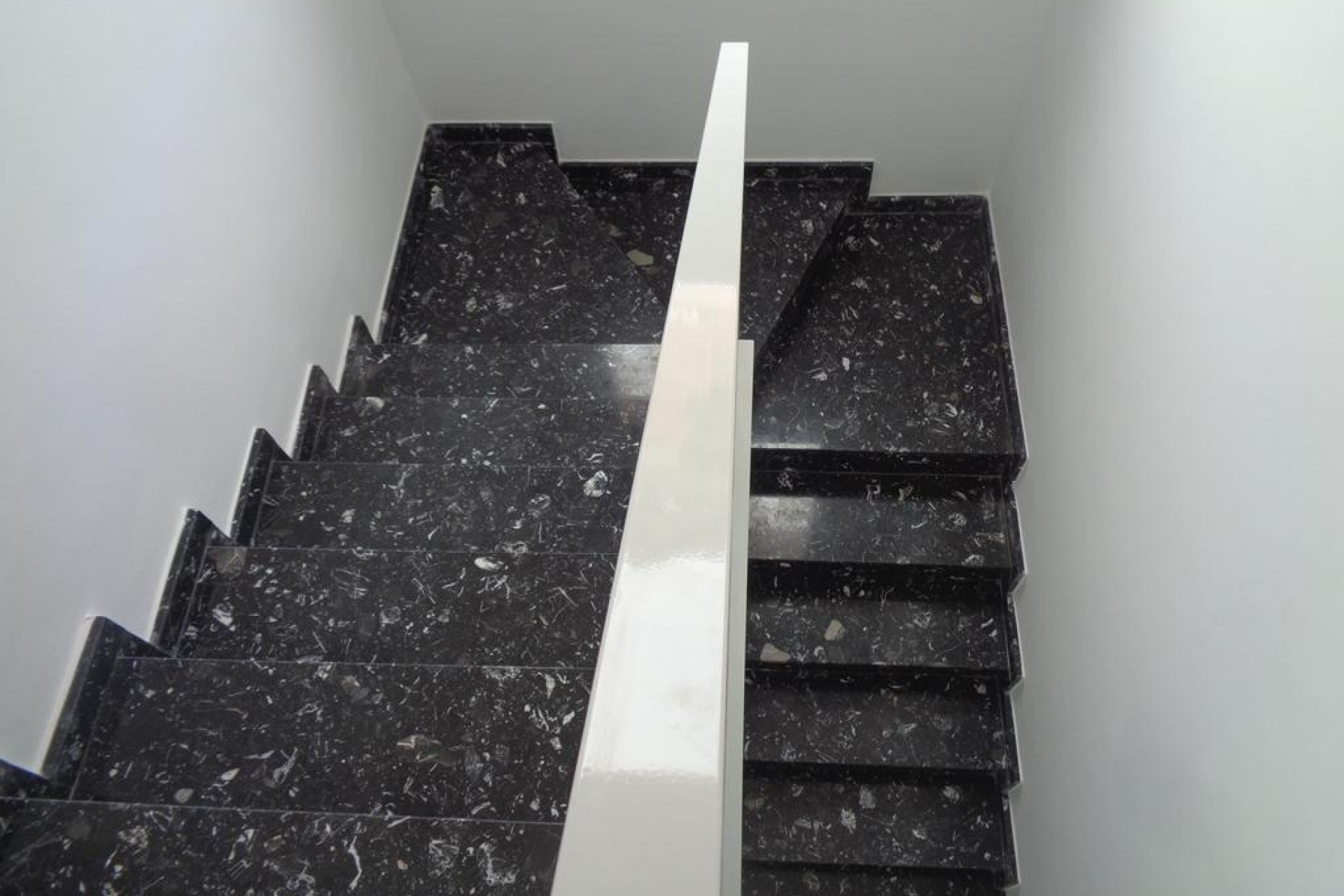 Obra Nueva - Chalet Independiente -
Pinoso - Camino Del Prado