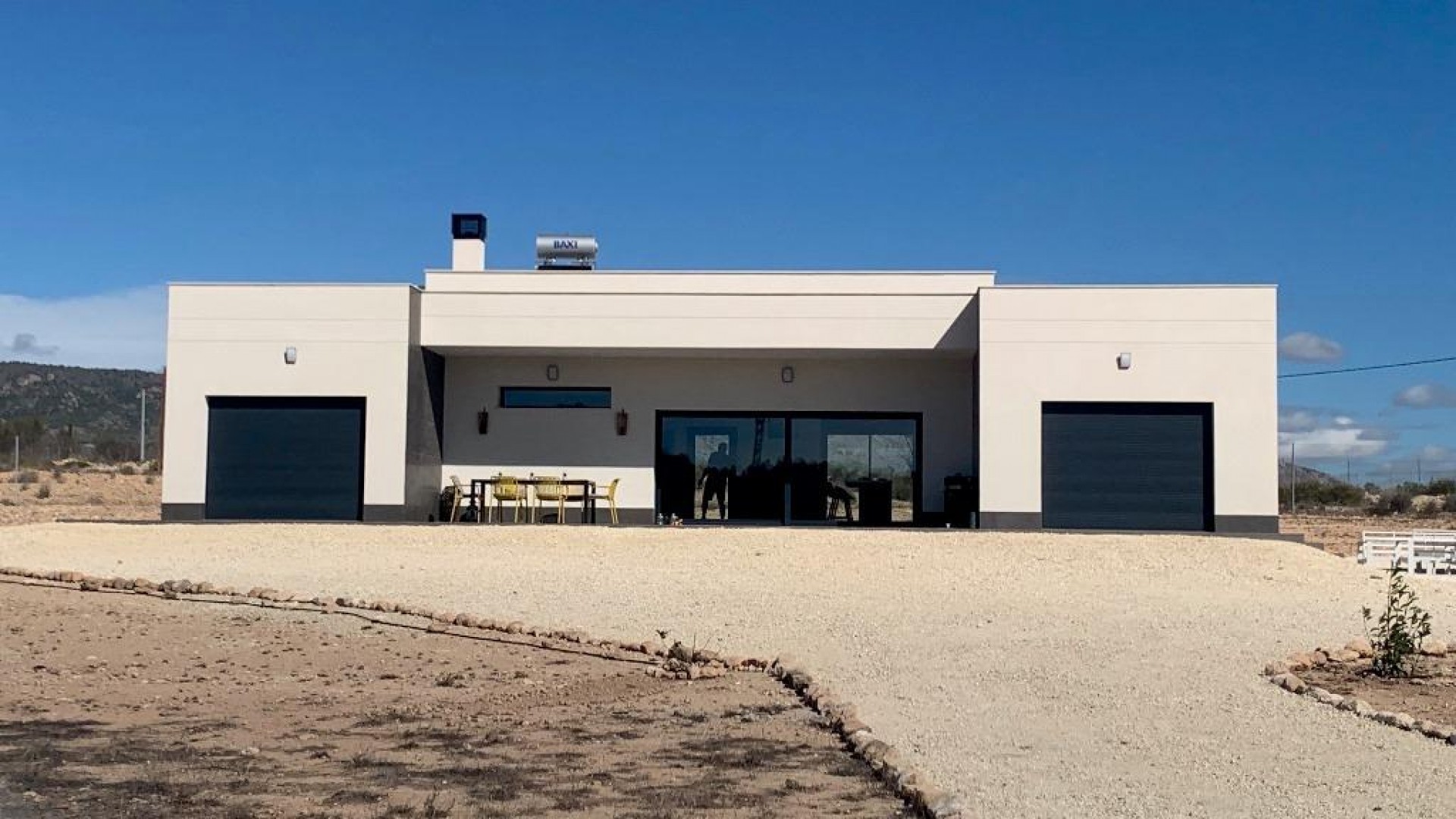 Obra Nueva - Chalet Independiente -
Pinoso - Camino Del Prado