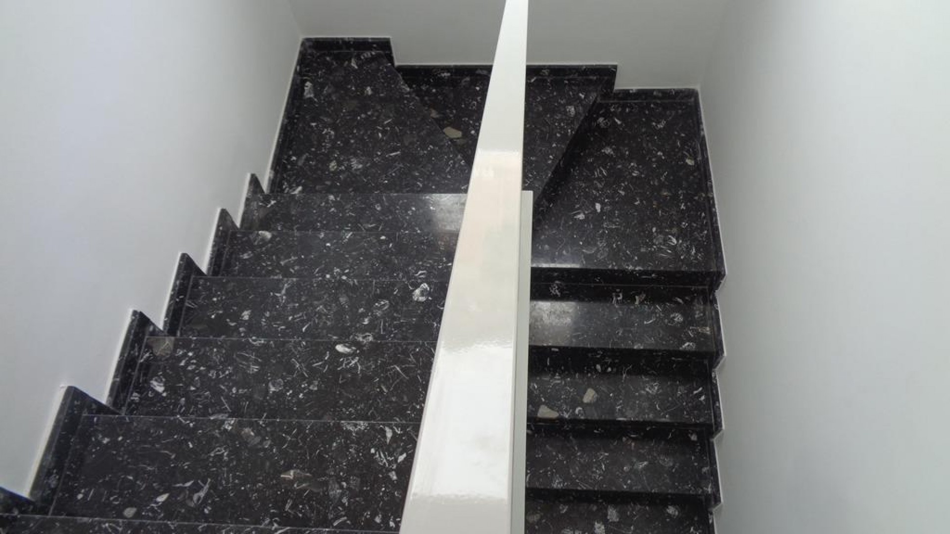 Obra Nueva - Chalet Independiente -
Pinoso - Camino Del Prado