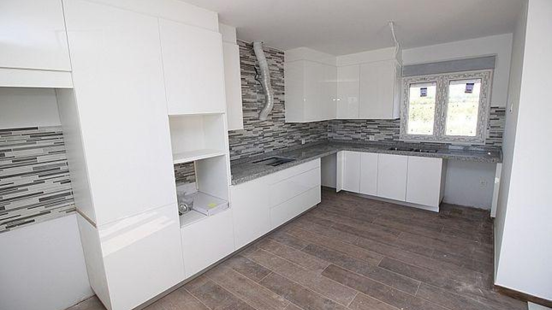 Obra Nueva - Chalet Independiente -
Pinoso - Camino Del Prado