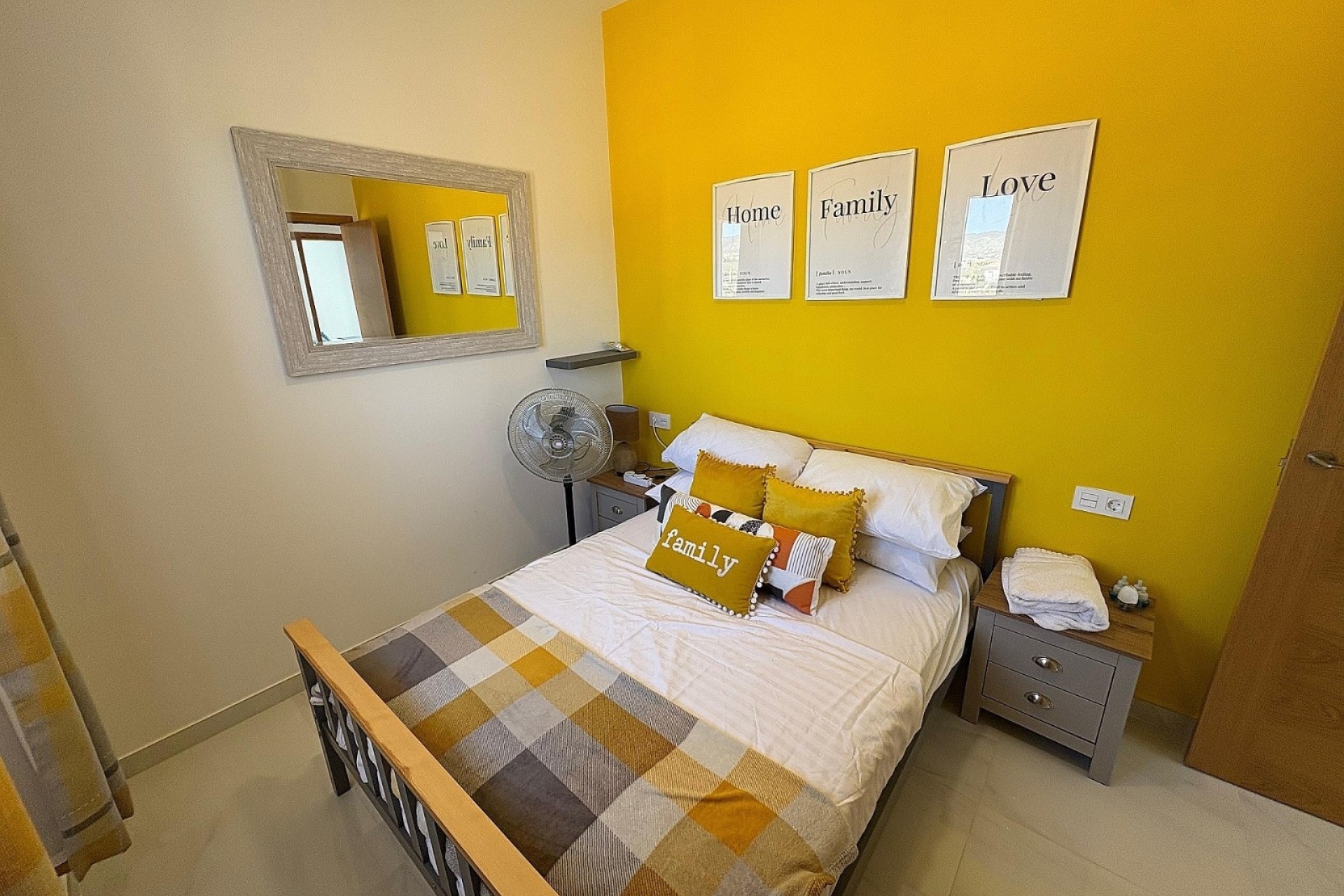 Obra Nueva - Chalet Independiente -
Pinoso