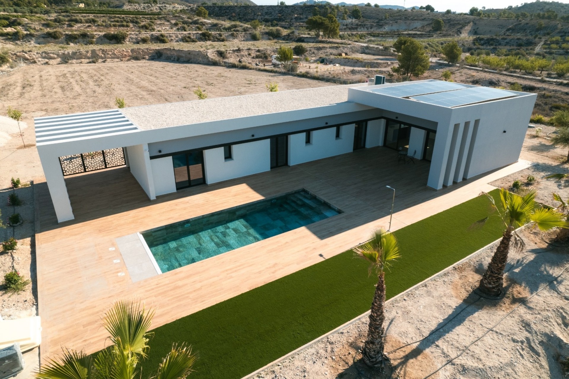 Obra Nueva - Chalet Independiente -
Pinoso