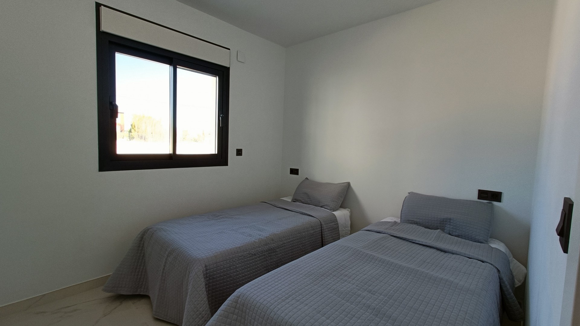 Obra Nueva - Chalet Independiente -
Pinoso