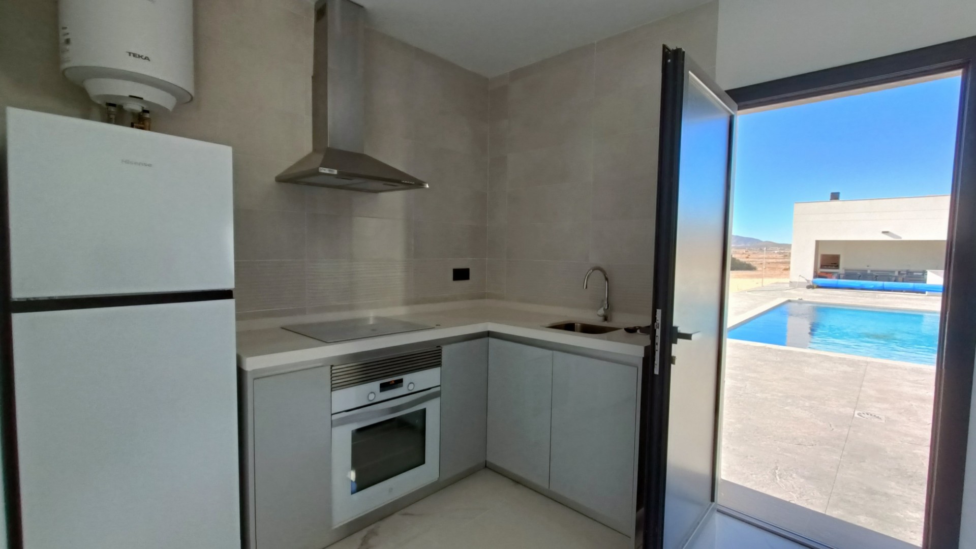 Obra Nueva - Chalet Independiente -
Pinoso