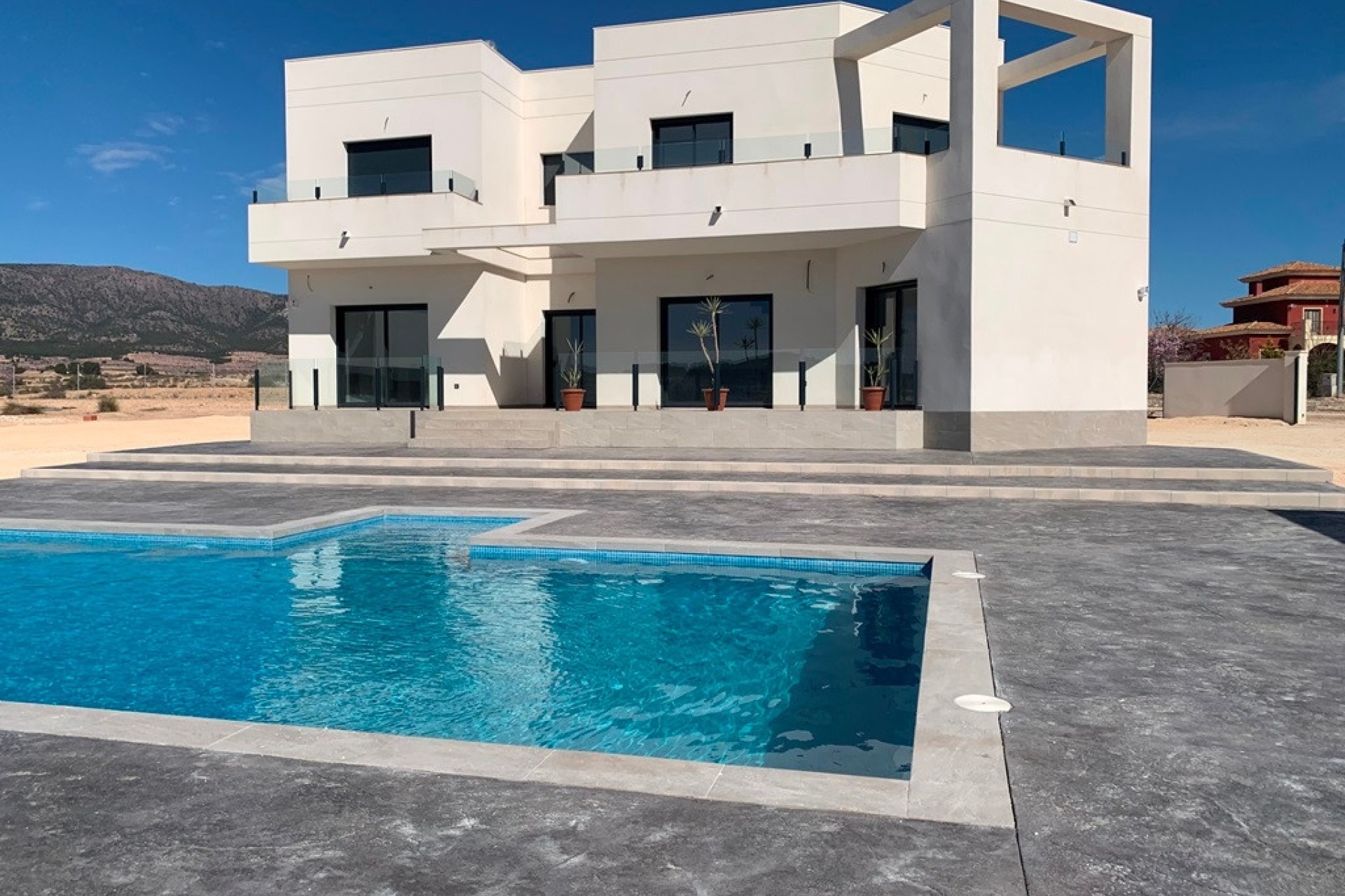 Obra Nueva - Chalet Independiente -
Pinoso