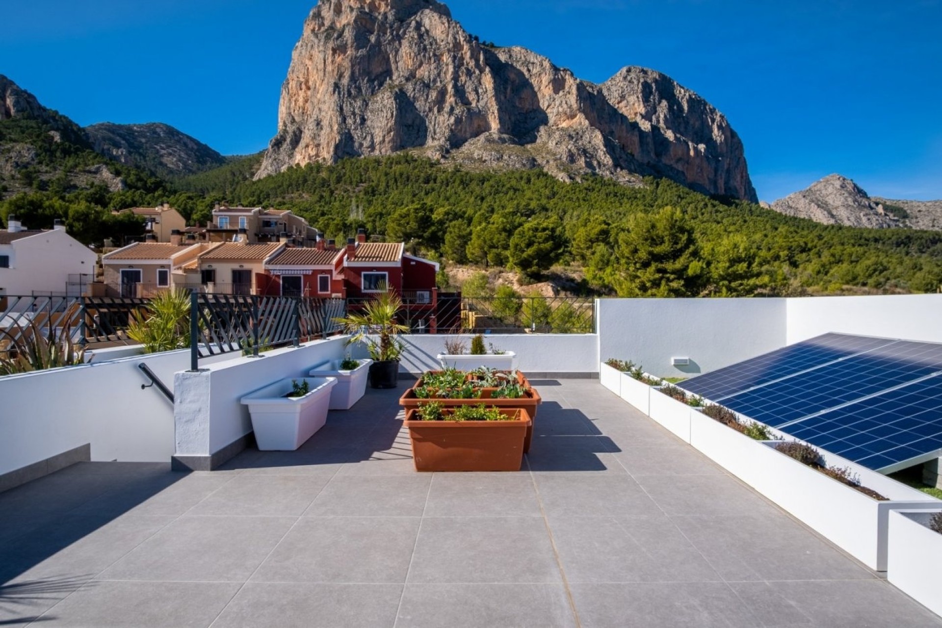 Obra Nueva - Chalet Independiente -
Polop - Urbanizaciones