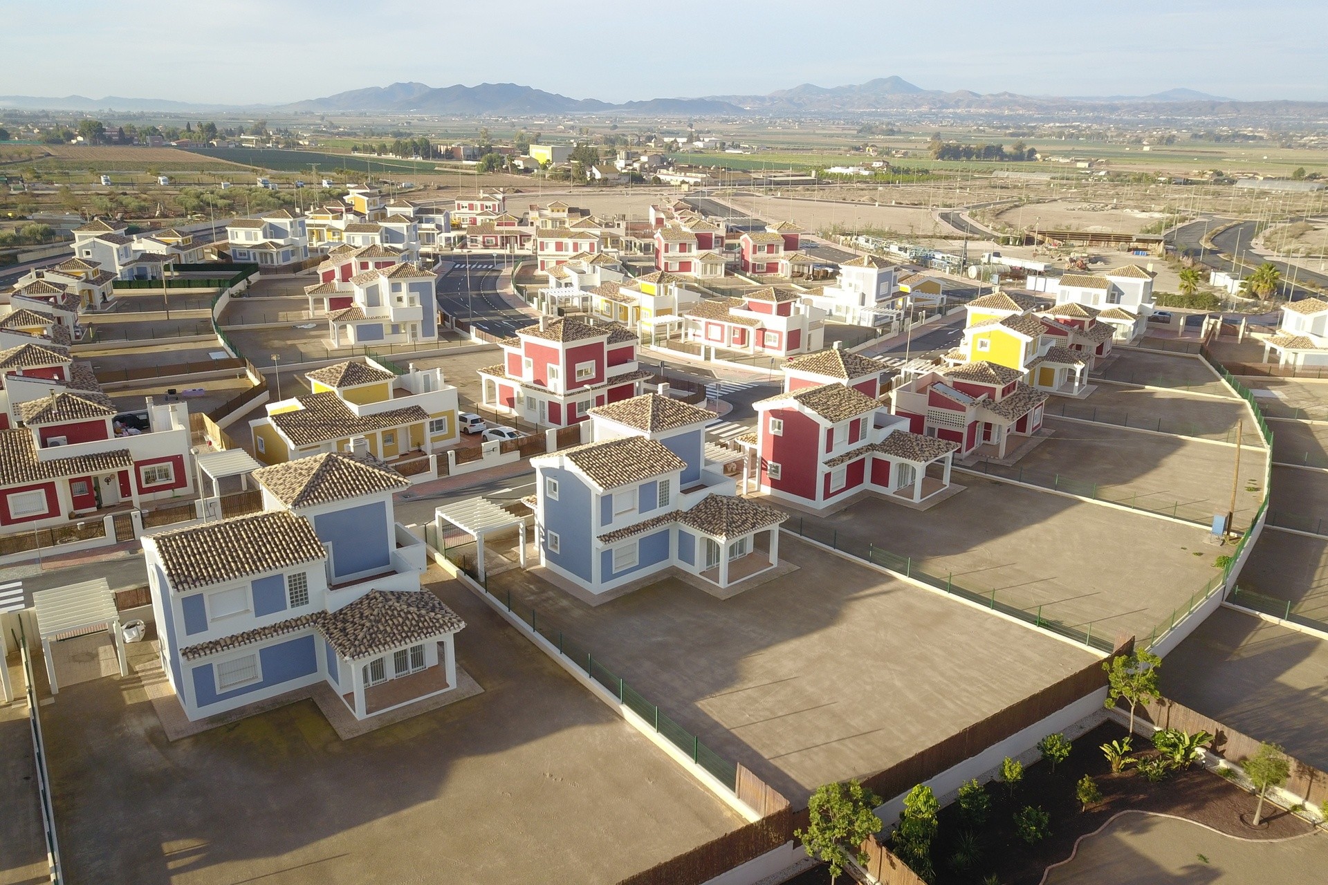 Obra Nueva - Chalet Independiente -
Purias