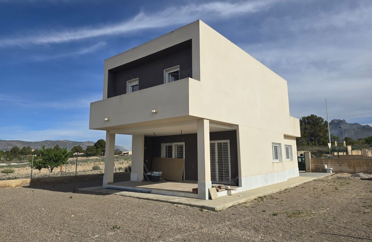 Obra Nueva - Chalet Independiente -
Salinas