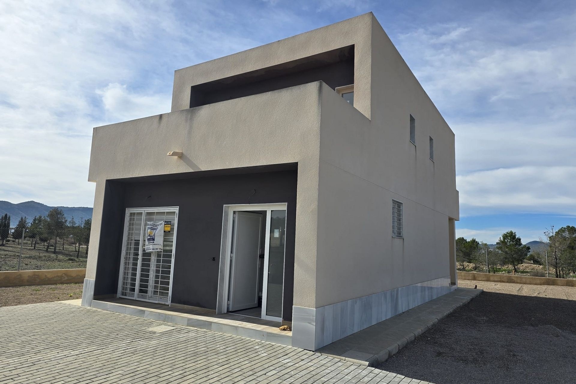 Obra Nueva - Chalet Independiente -
Salinas