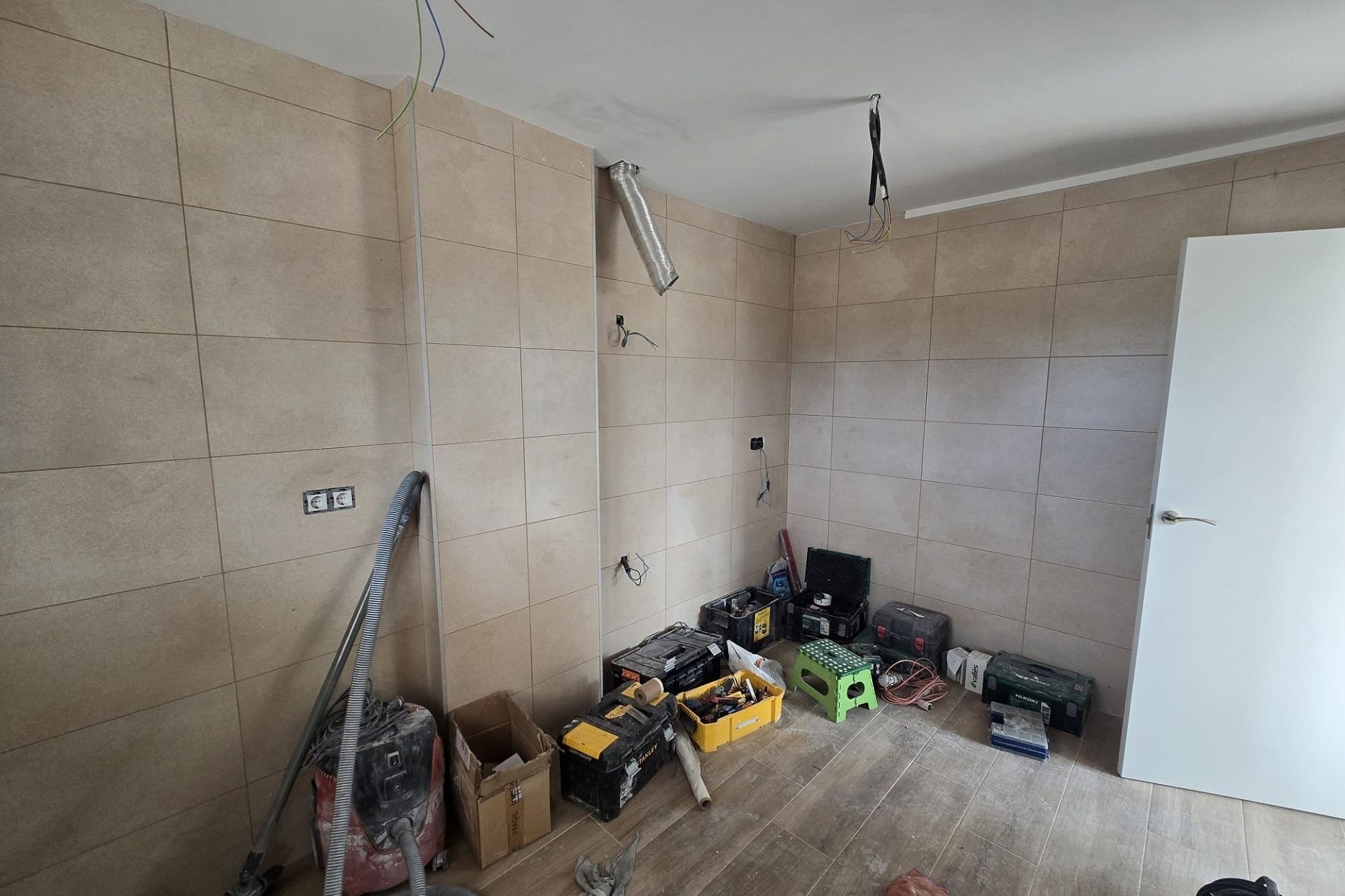 Obra Nueva - Chalet Independiente -
Salinas