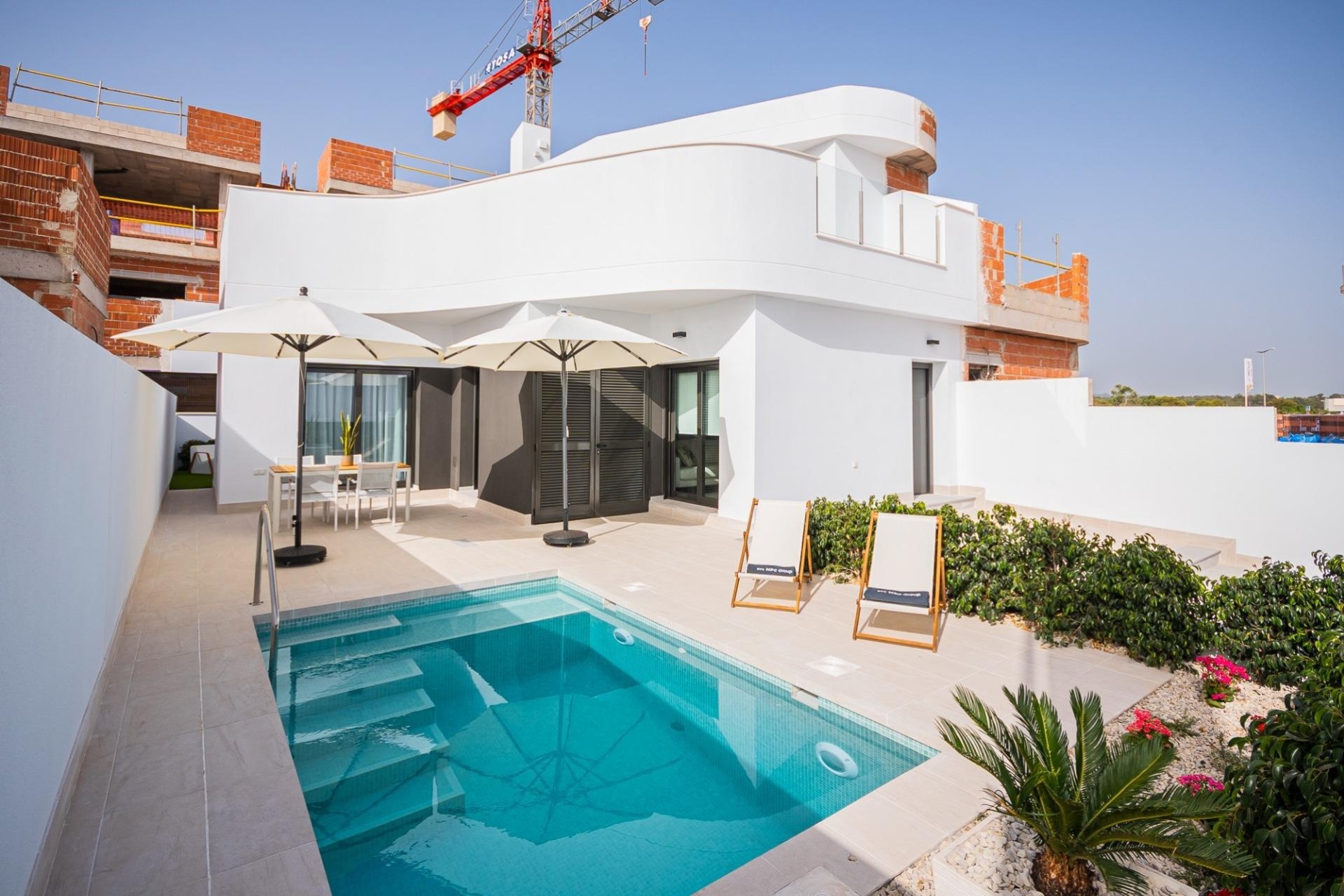 Obra Nueva - Chalet Independiente -
Torrevieja - Lago Jardín II