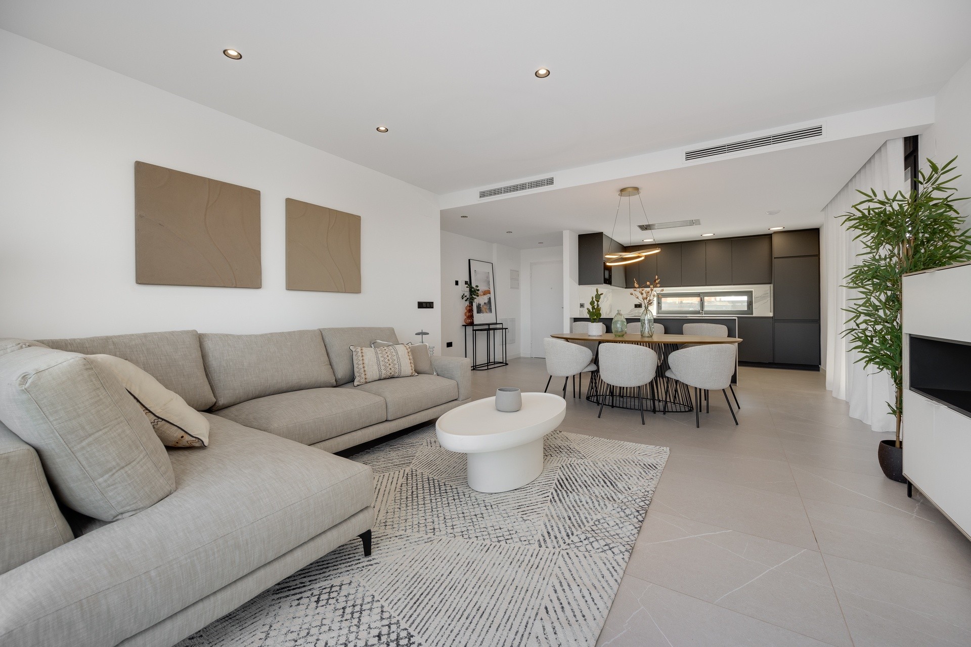 Obra Nueva - Chalet Independiente -
Torrevieja