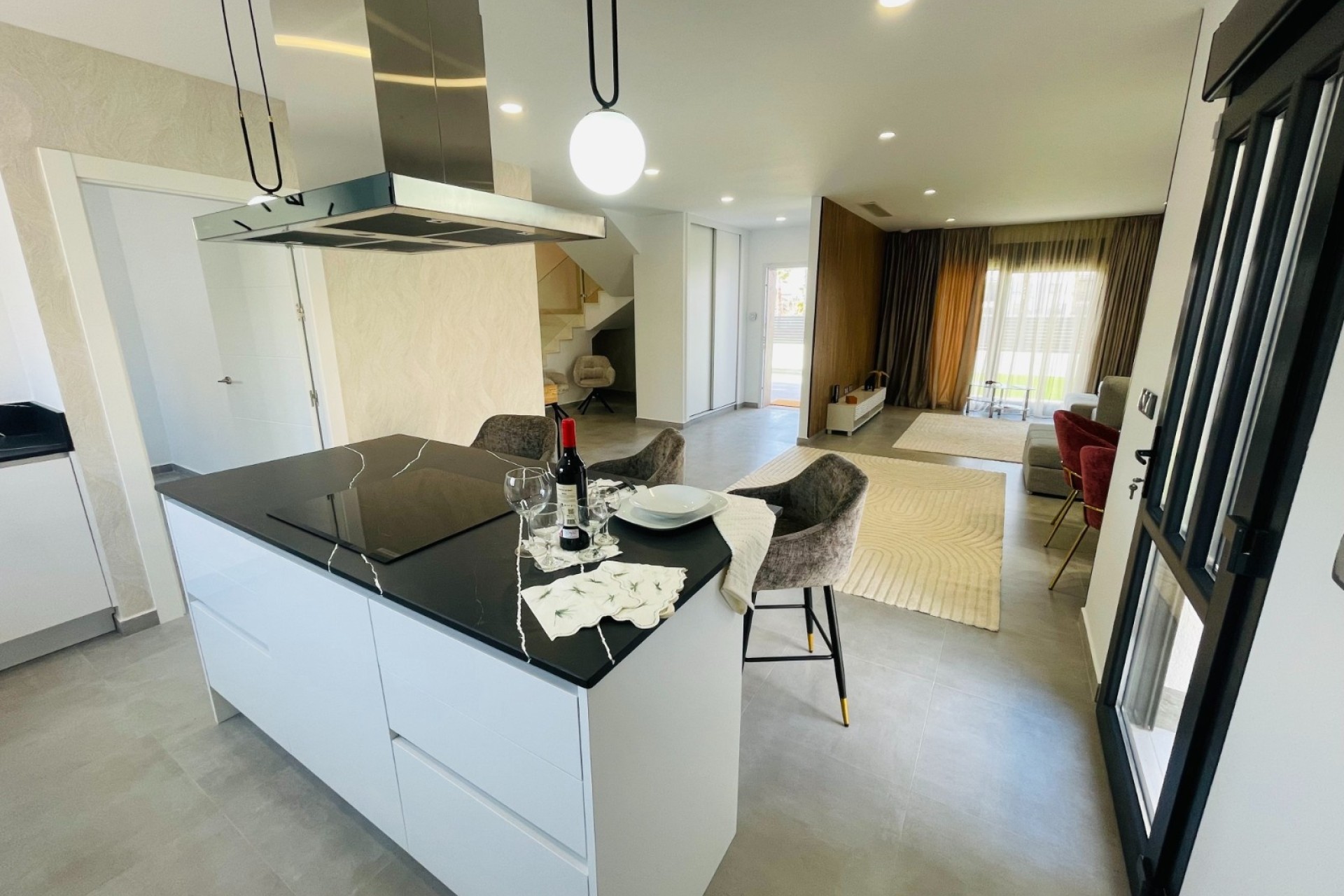 Obra Nueva - Chalet Independiente -
Torrevieja