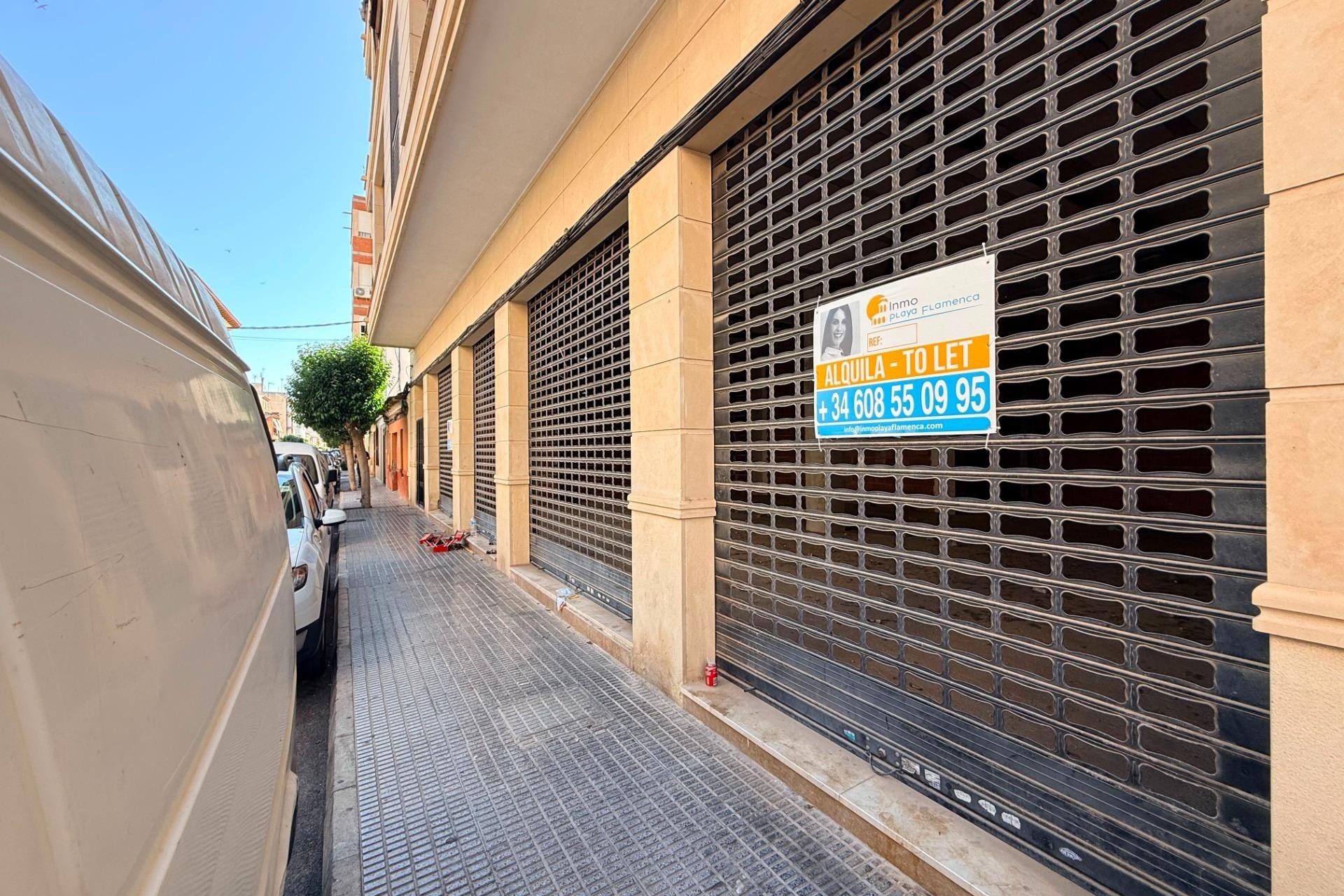 Obra Nueva - Comercial -
Almoradí