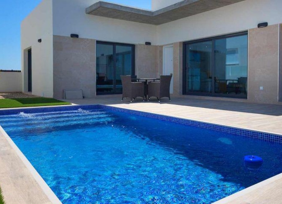 Obra Nueva - Villa adosada -
Daya Nueva - Center