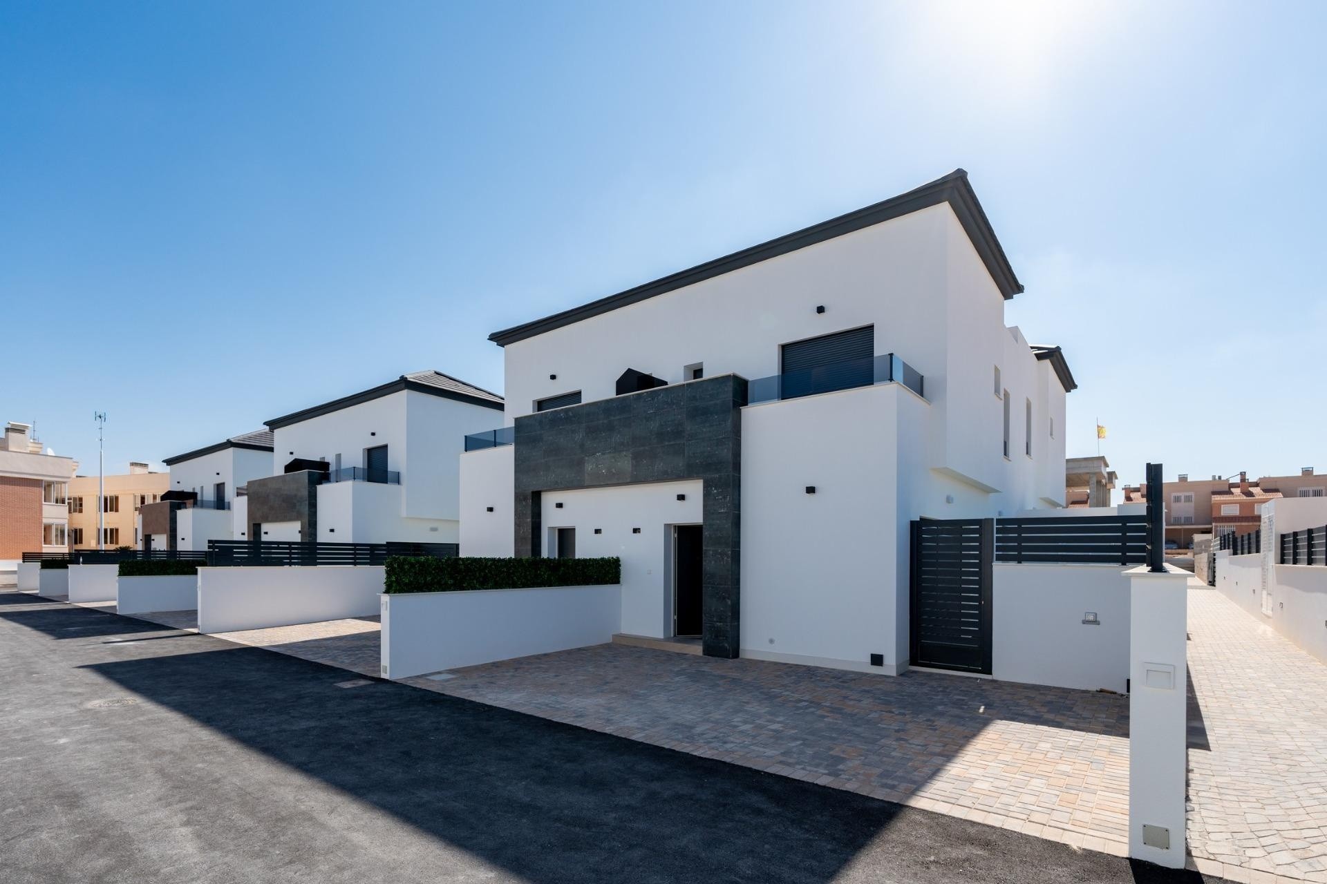 Obra Nueva - Villa adosada -
Gran Alacant