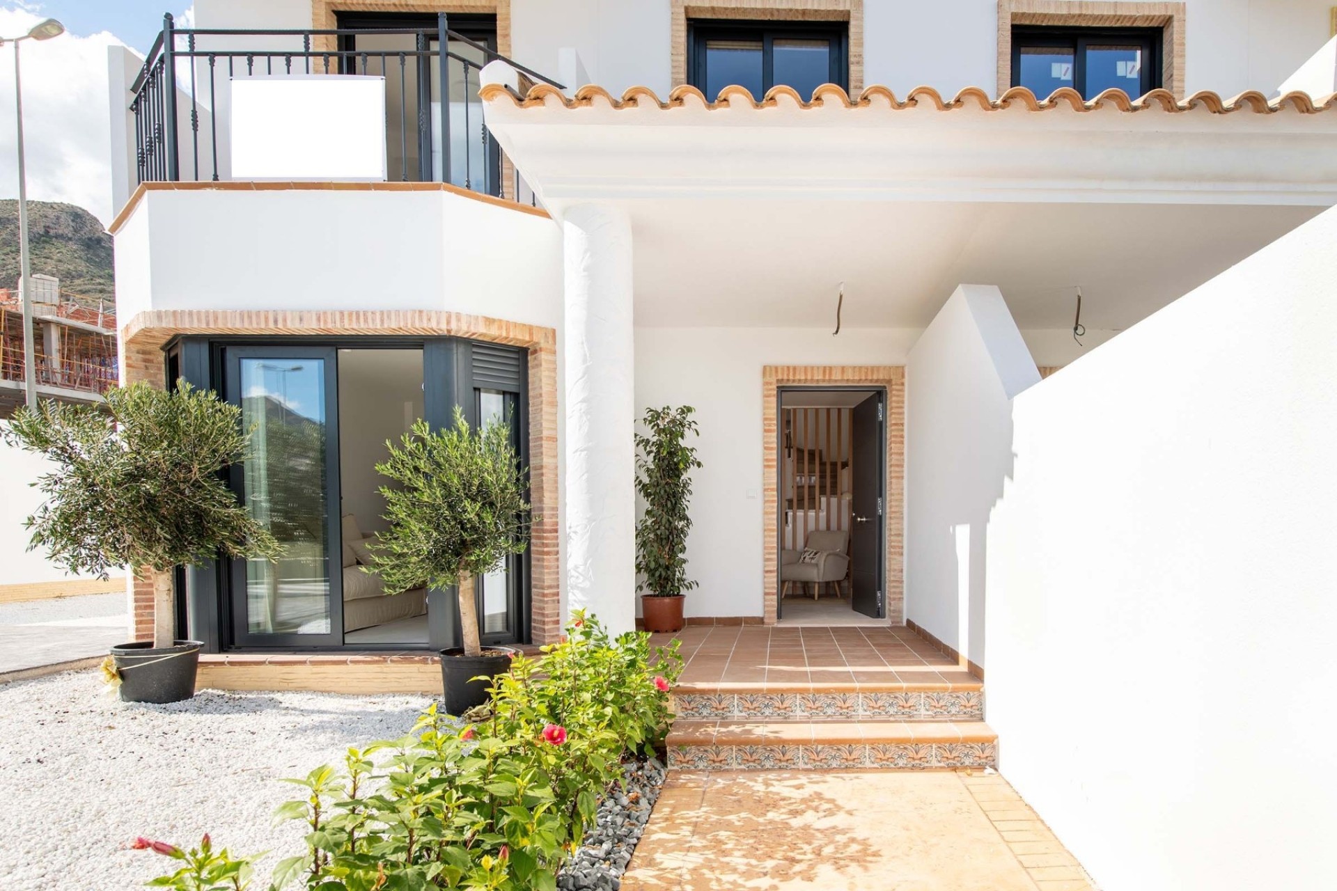 Obra Nueva - Villa Semi Adosado -
Cox