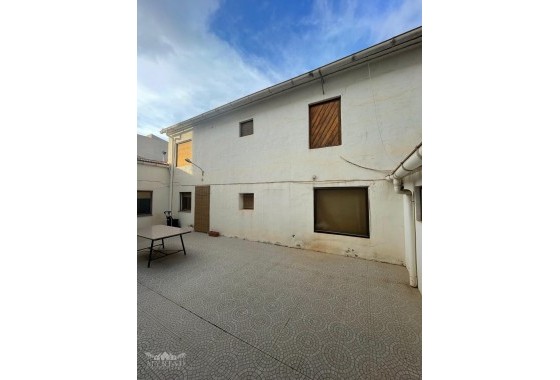 Reihenhaus - Wiederverkauf - Pinoso - Pinoso Alicante