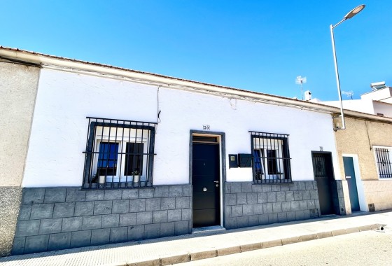 Reihenhaus - Wiederverkauf - San Miguel de Salinas -
                San Miguel de Salinas