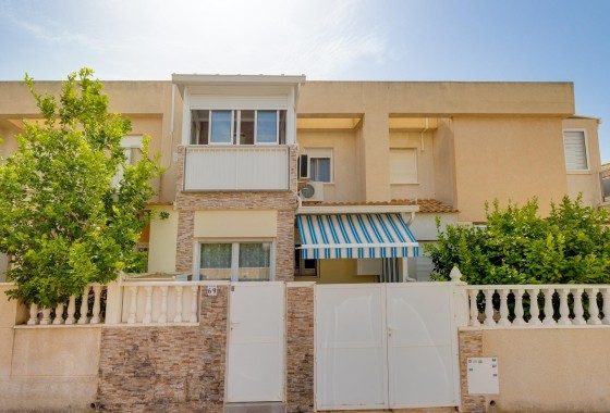 Reihenhaus - Wiederverkauf - Torrevieja -
                Aguas Nuevas