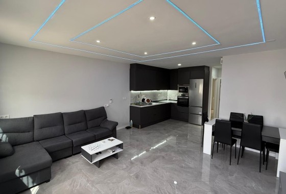 Reihenhaus - Wiederverkauf - Torrevieja -
                Torreta florida