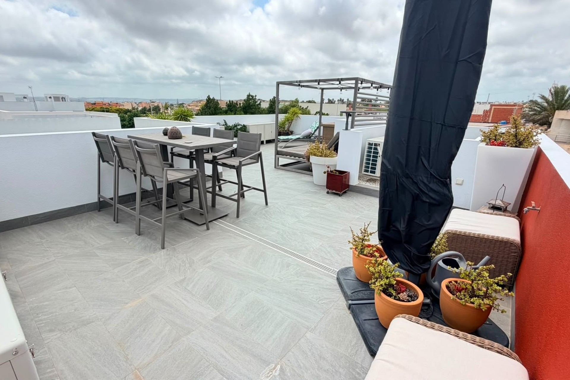 Resale - 4. House - Detached Villa -
Los Montesinos - La herrada