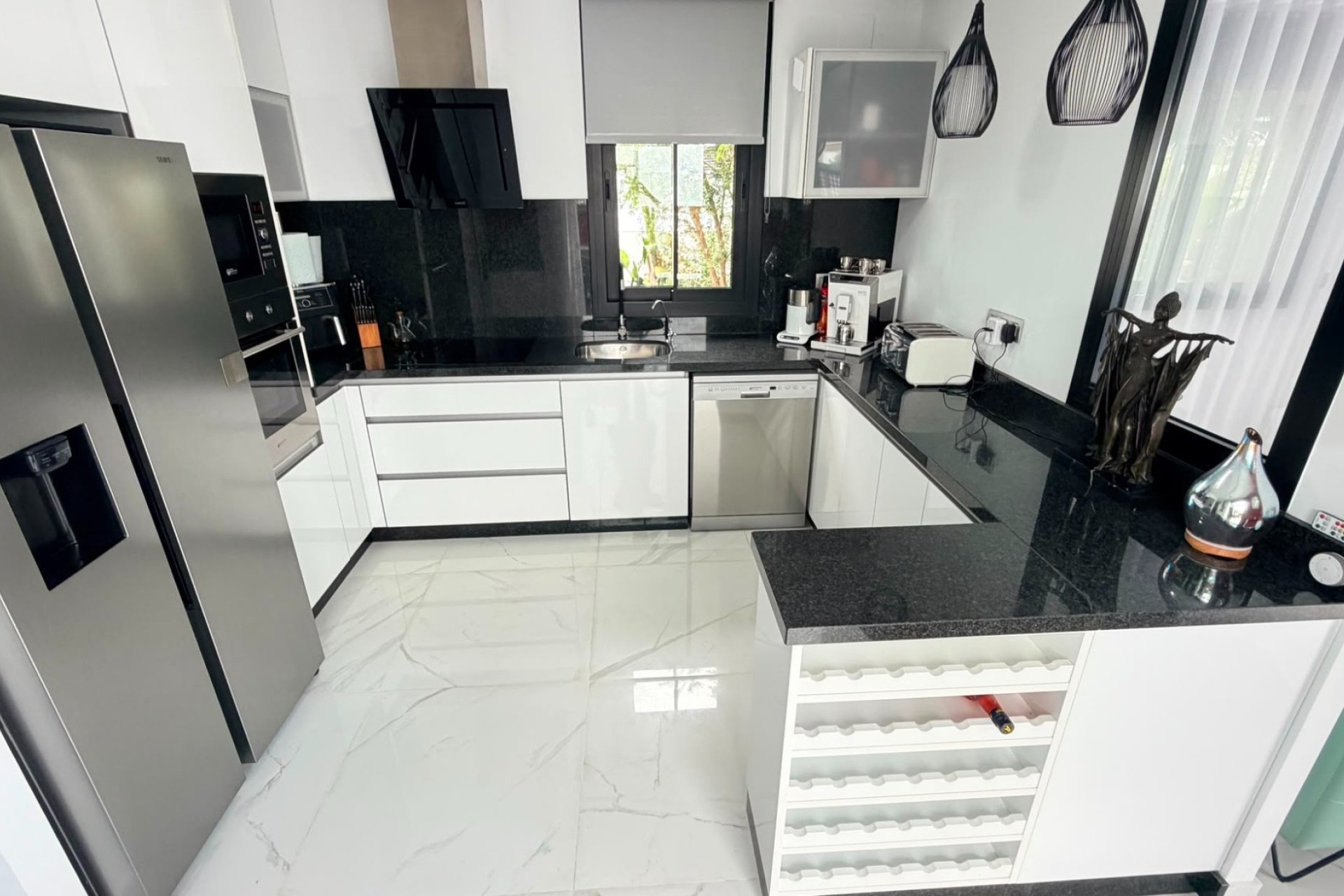 Resale - 4. House - Detached Villa -
Los Montesinos - La herrada