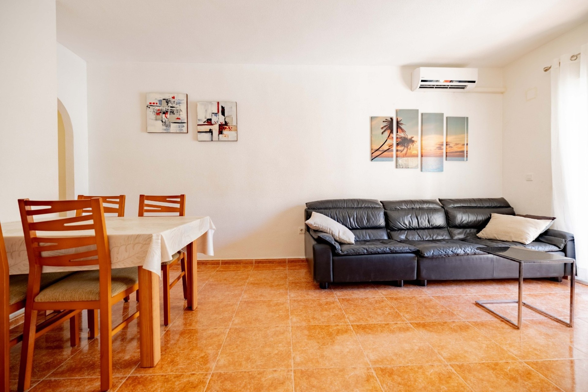Resale - Apartament / Duplex -
Torrevieja - Playa de los Locos