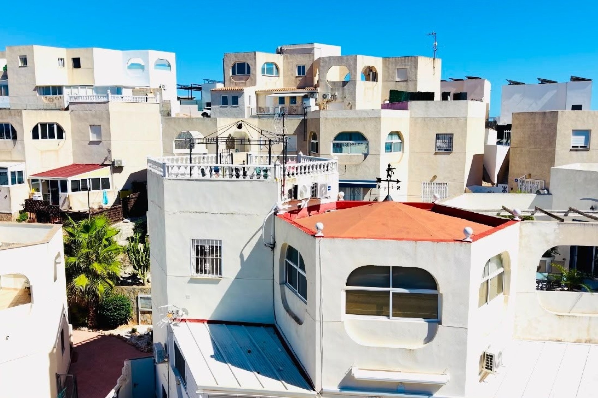 Resale - Apartament -
San Miguel de Salinas