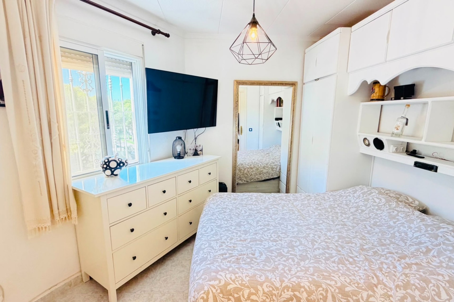 Resale - Apartament -
San Miguel de Salinas
