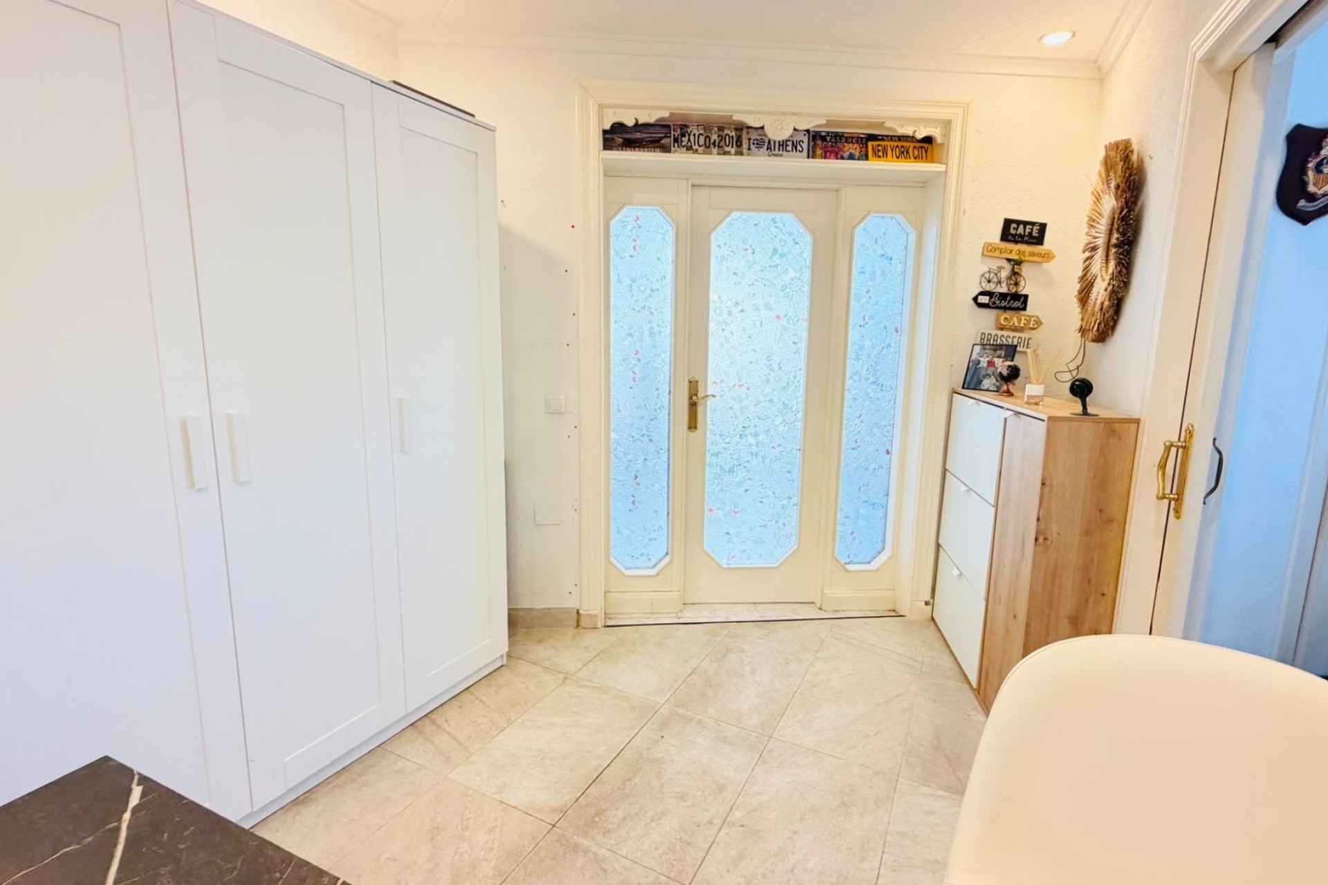 Resale - Apartament -
San Miguel de Salinas
