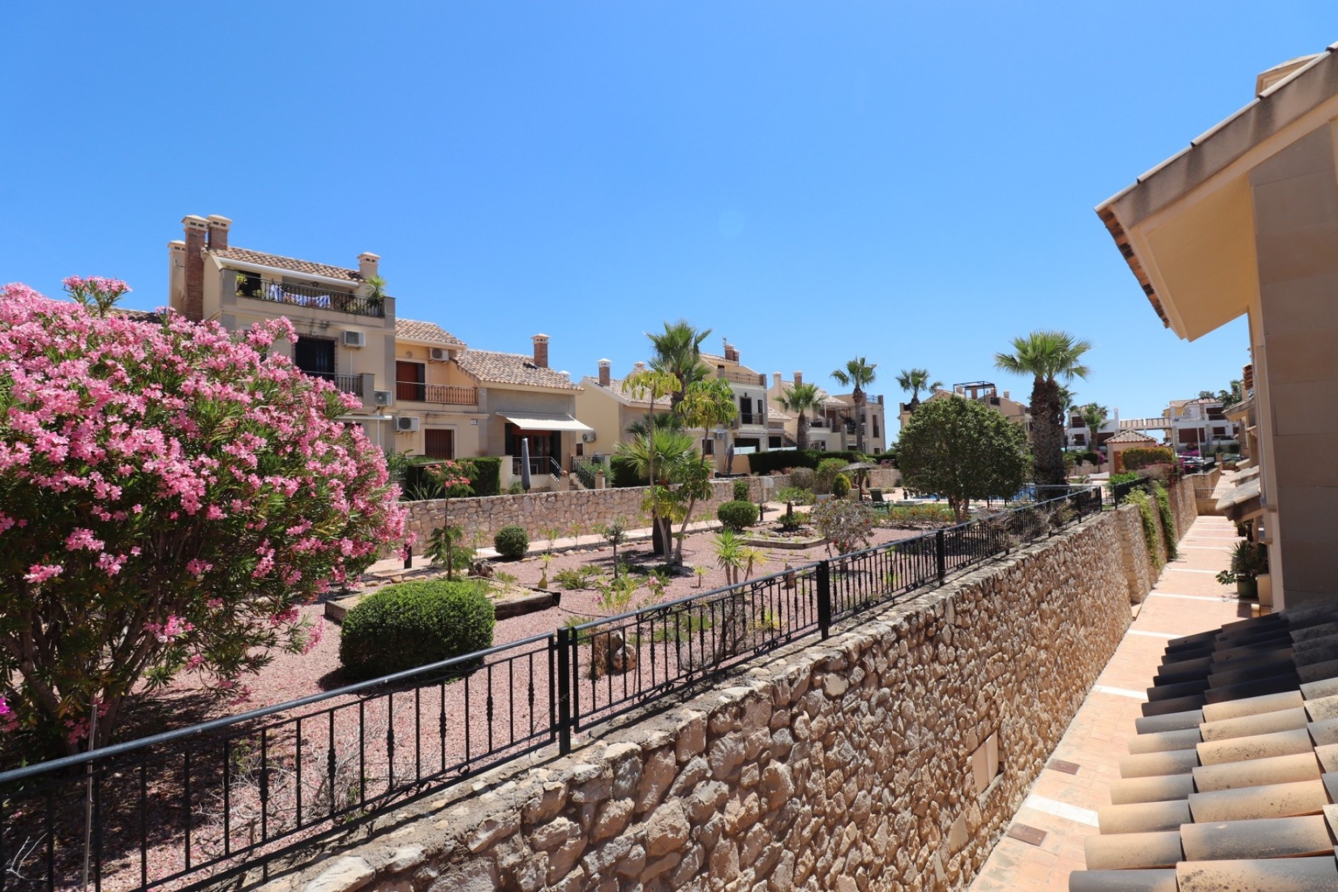 Resale - Apartment / Flat -
Algorfa - La Finca Golf Resort