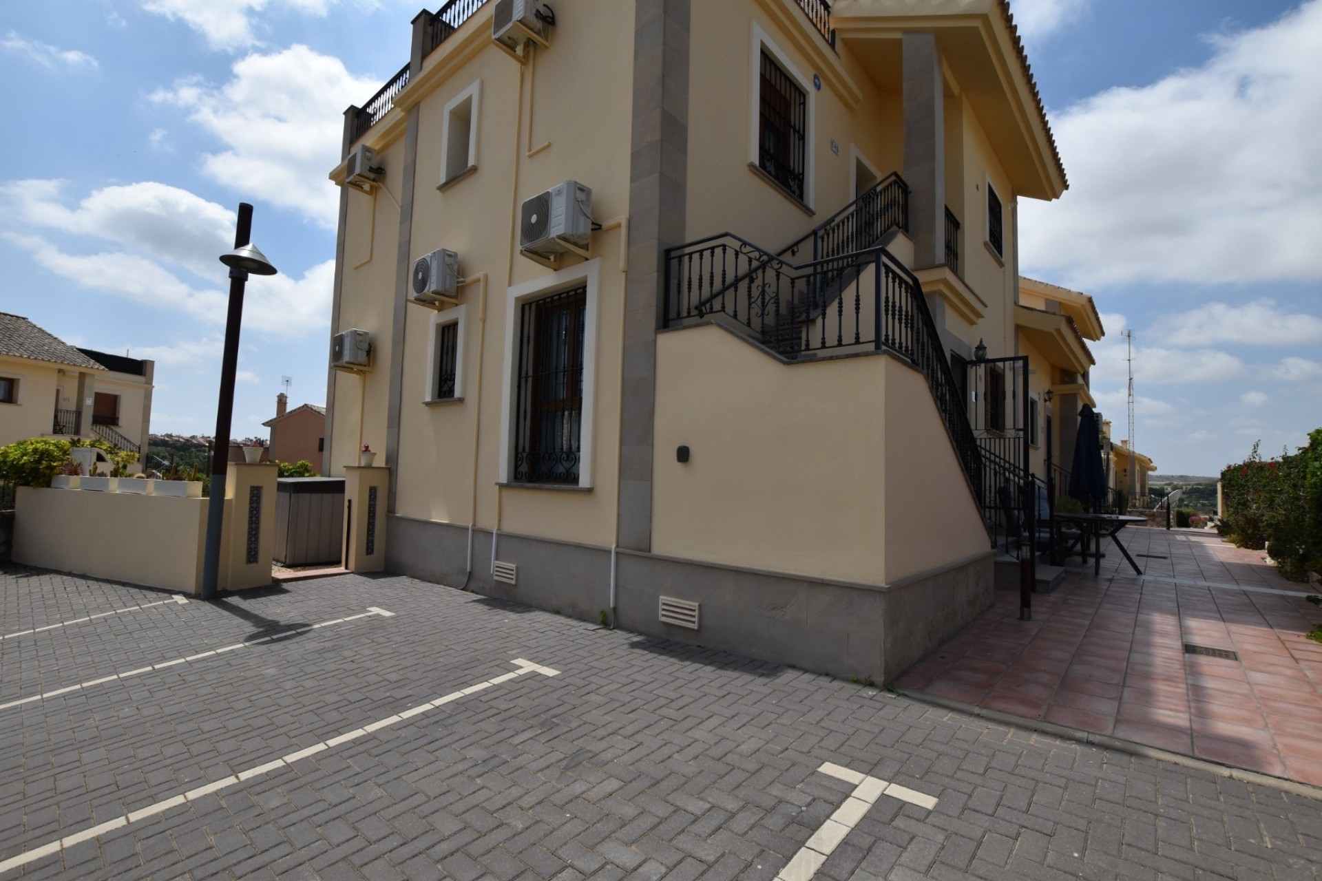 Resale - Apartment / Flat -
Algorfa - La Finca Golf Resort