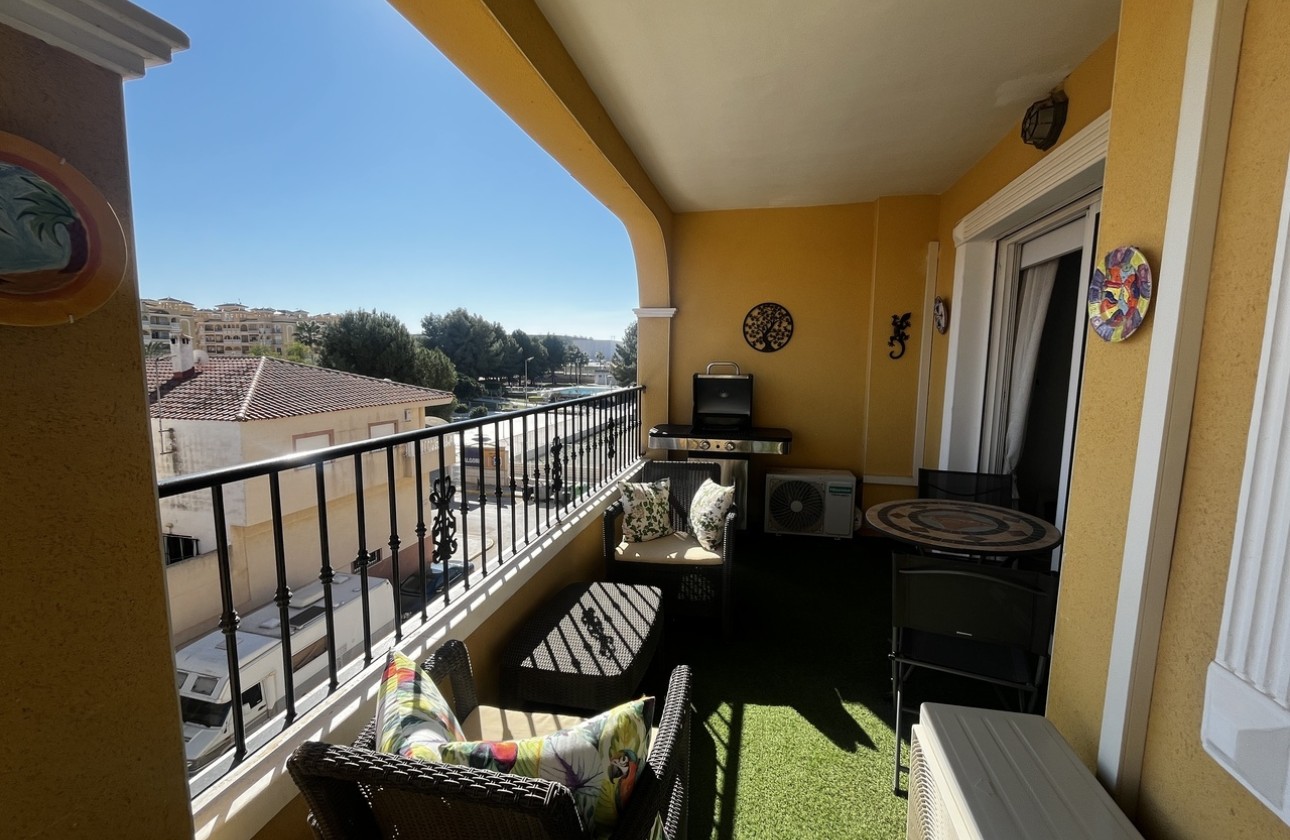 Resale - Apartment / Flat -
Algorfa